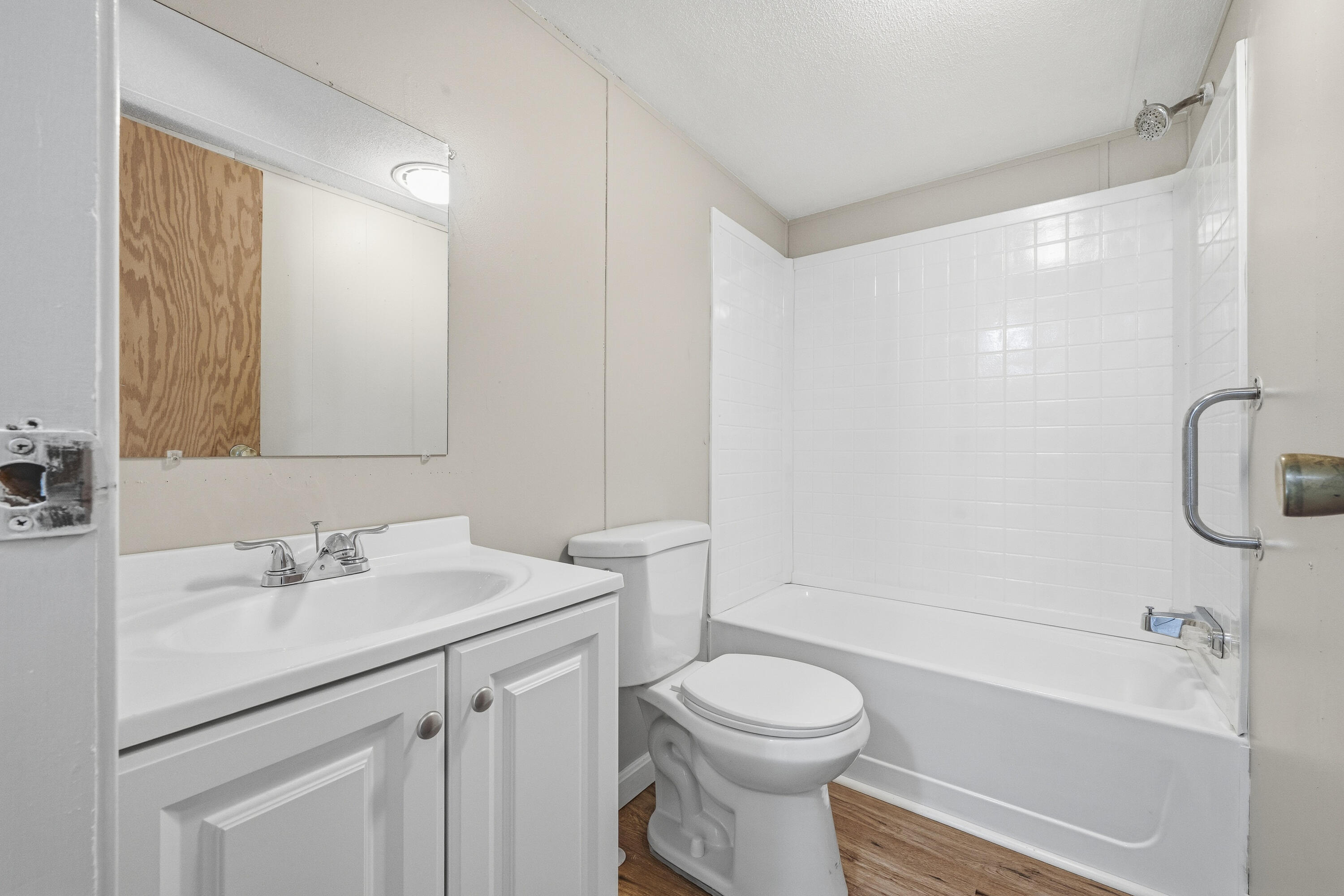 property viewer photo 18