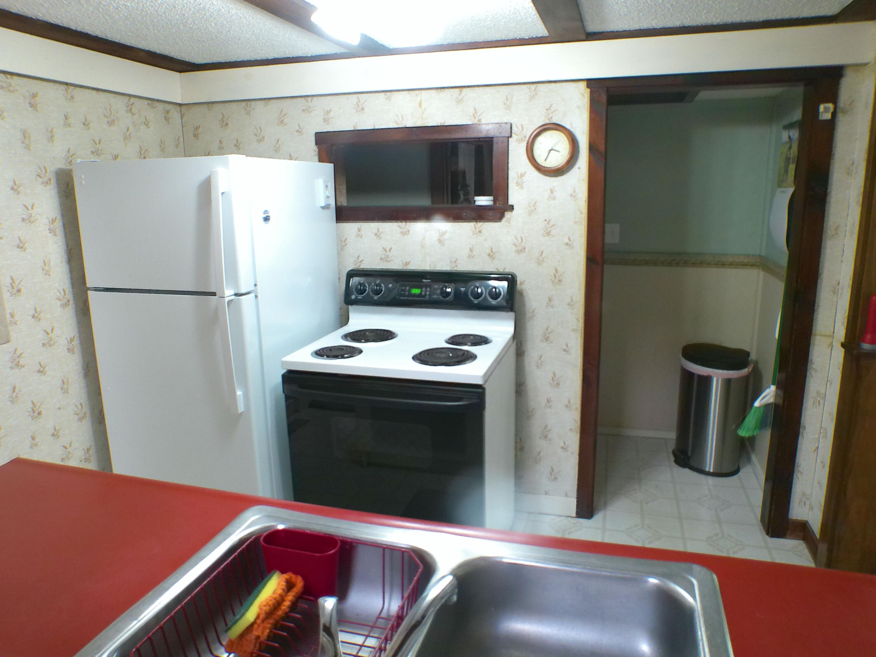 main property photo 76