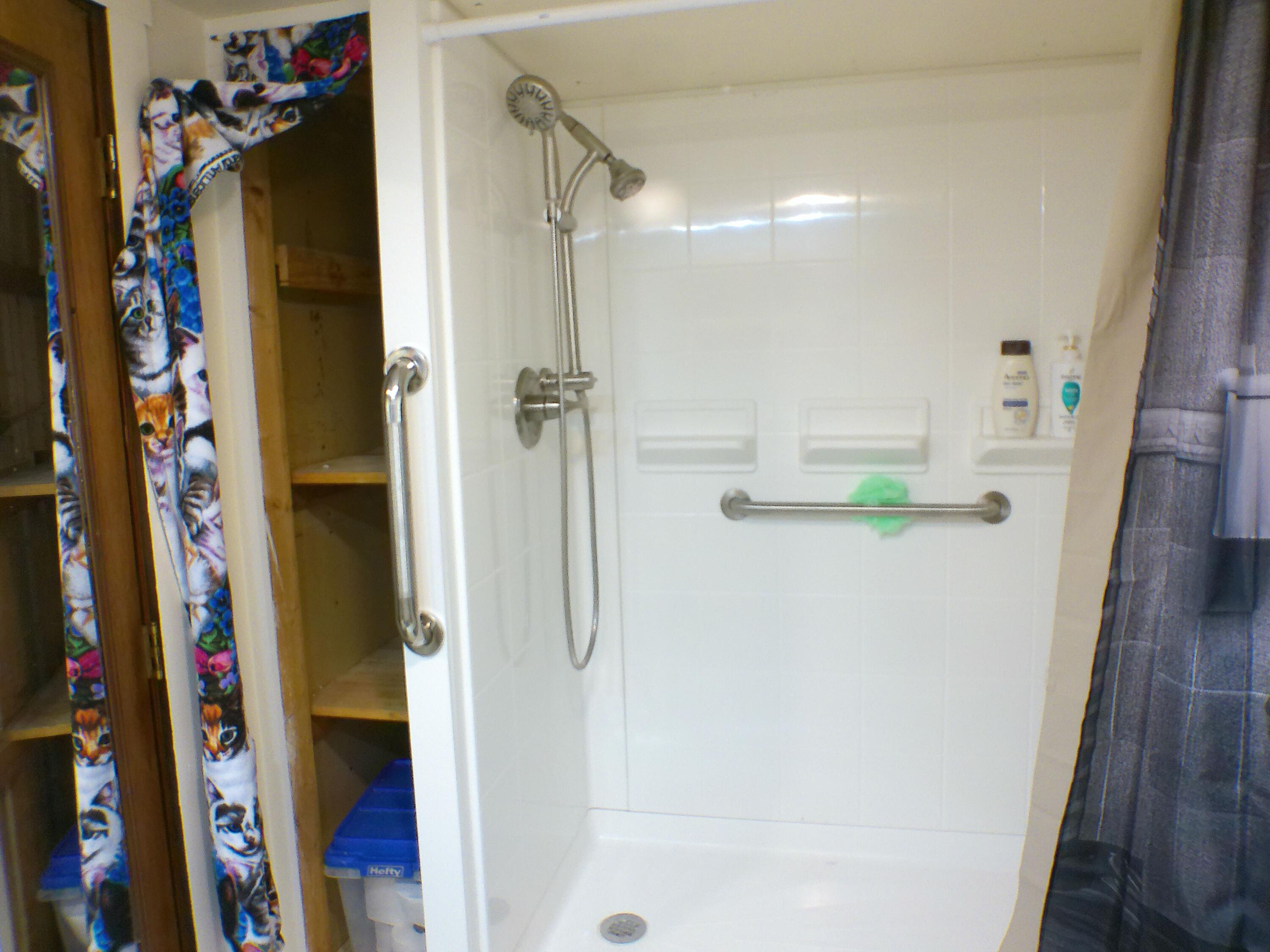 main property photo 78