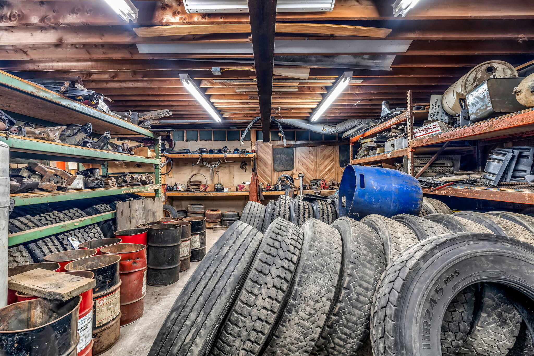 main property photo 31