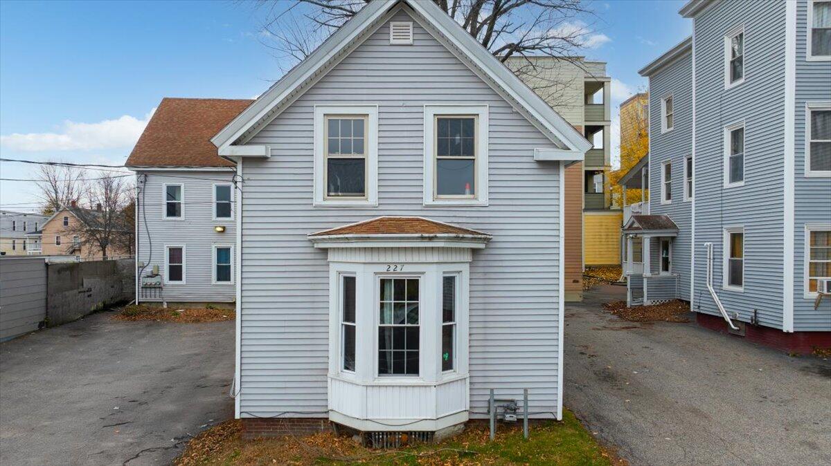 main property photo 3