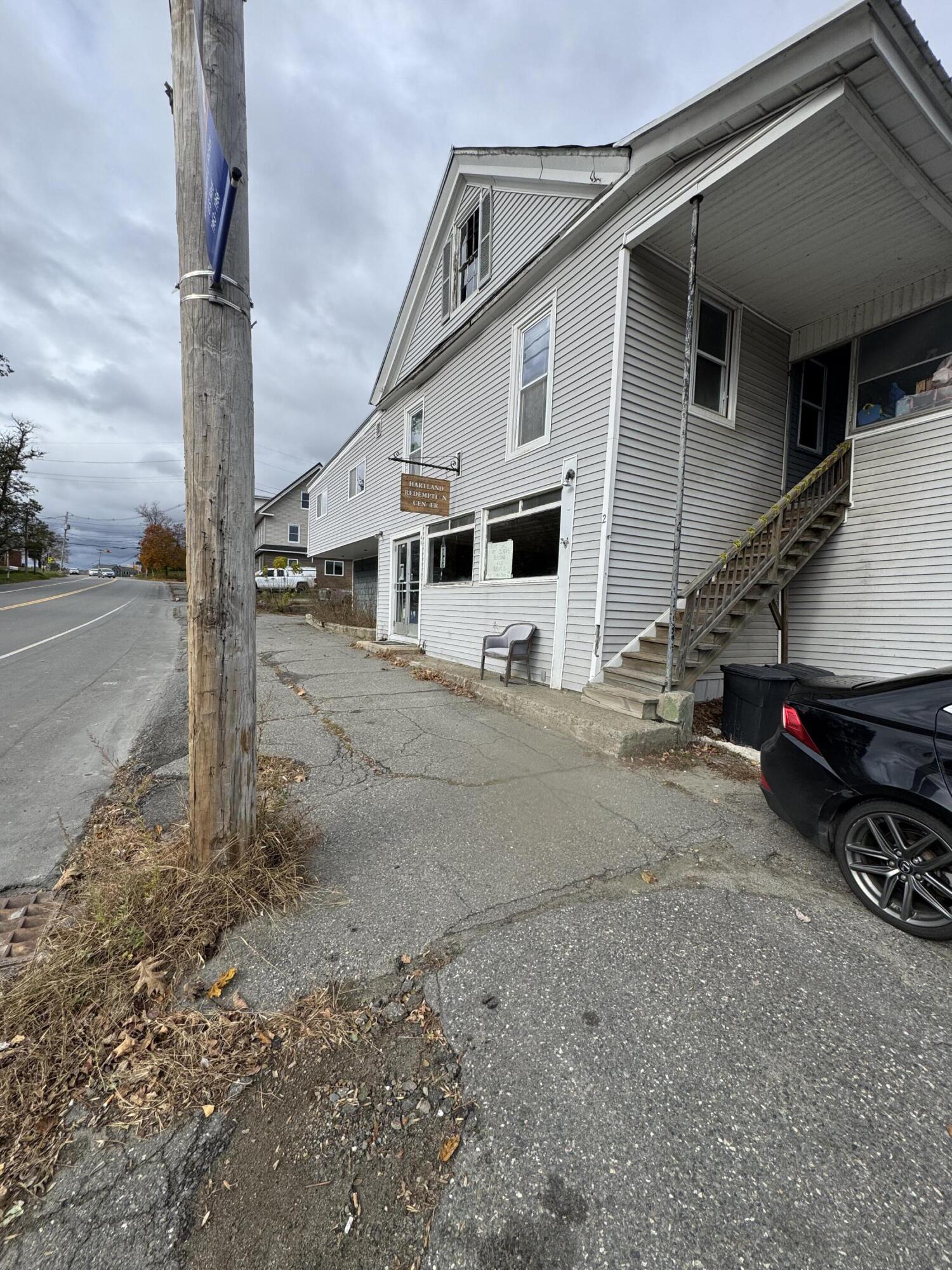 main property photo 24