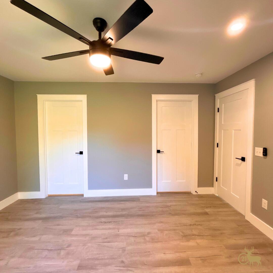 property viewer photo 12
