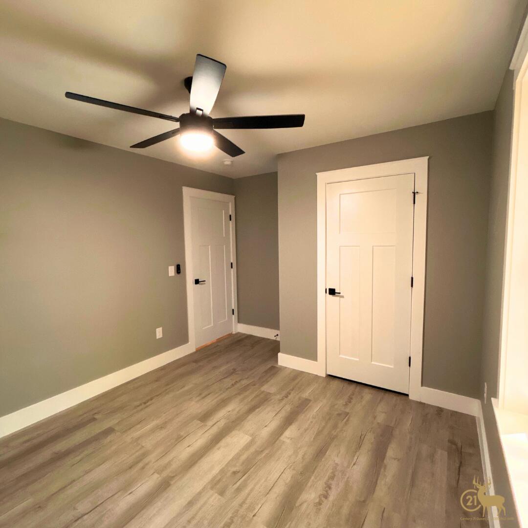 property viewer photo 18