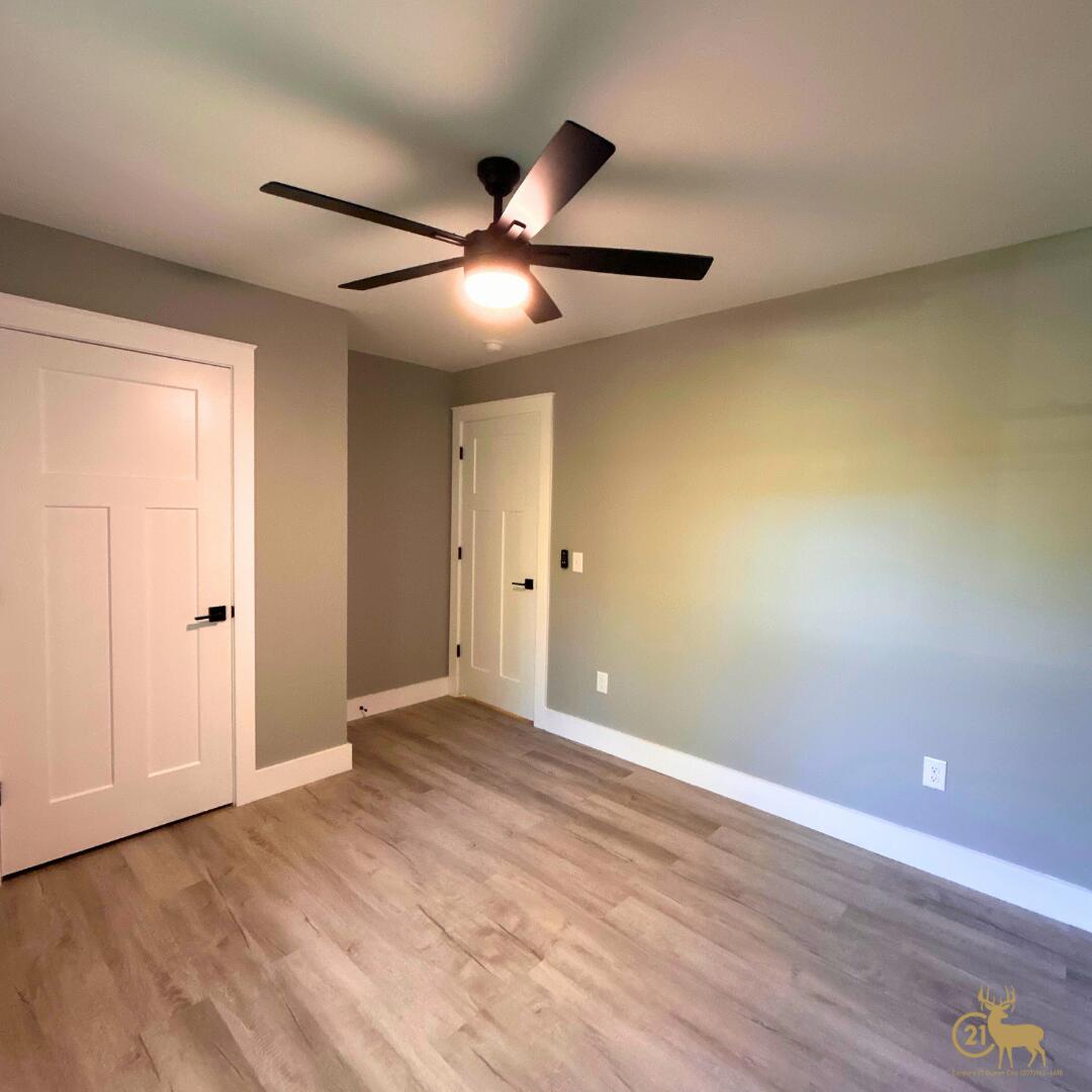 property viewer photo 21