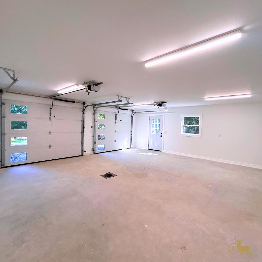 property viewer photo 25