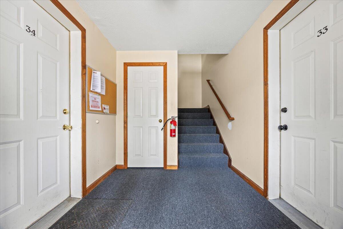 property viewer photo 3