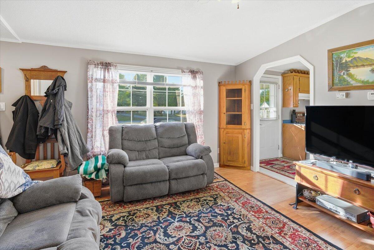 property viewer photo 10