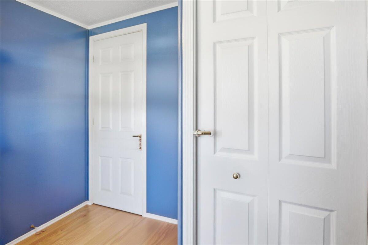 property viewer photo 16