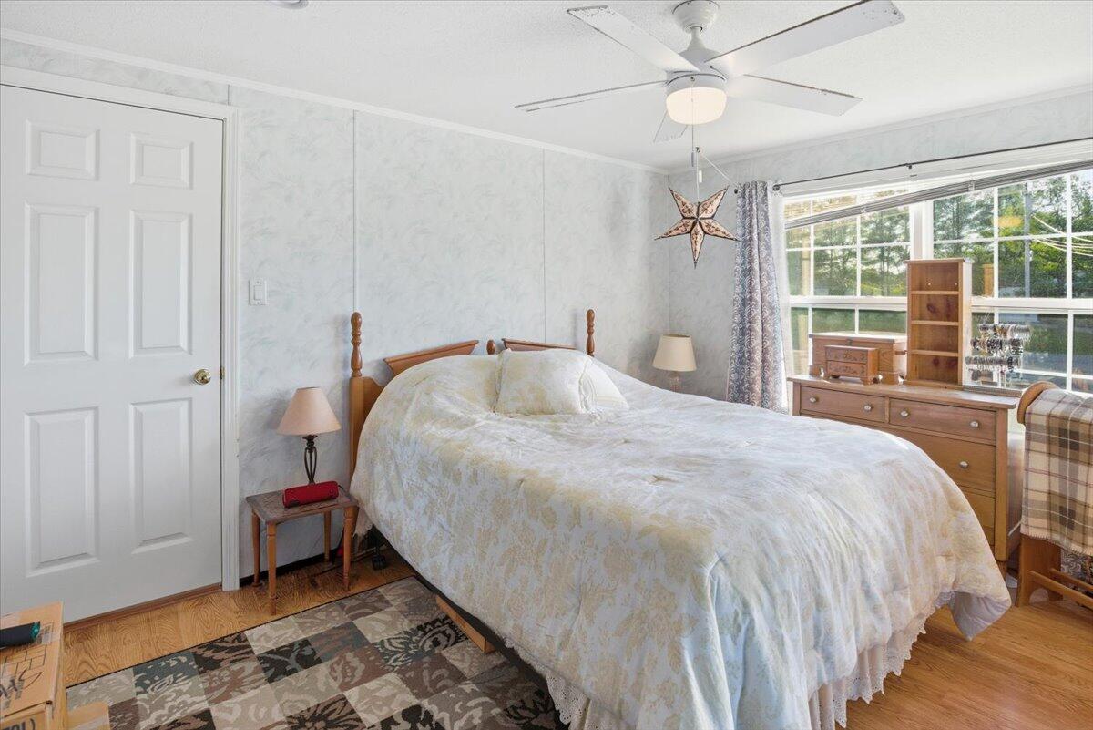 property viewer photo 20