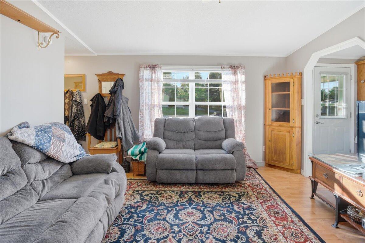 property viewer photo 9