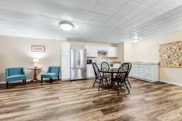 main property photo 37