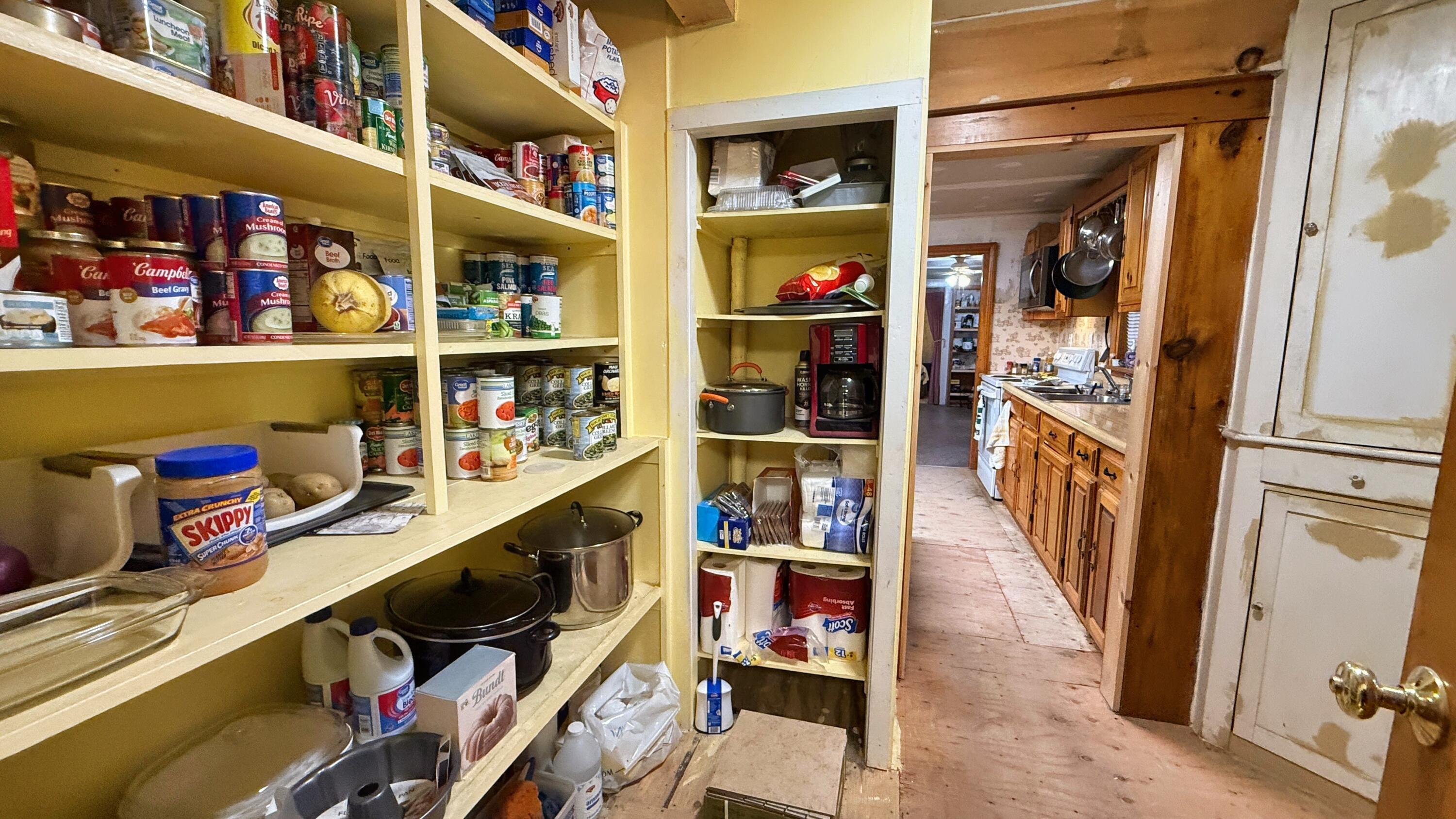 main property photo 6