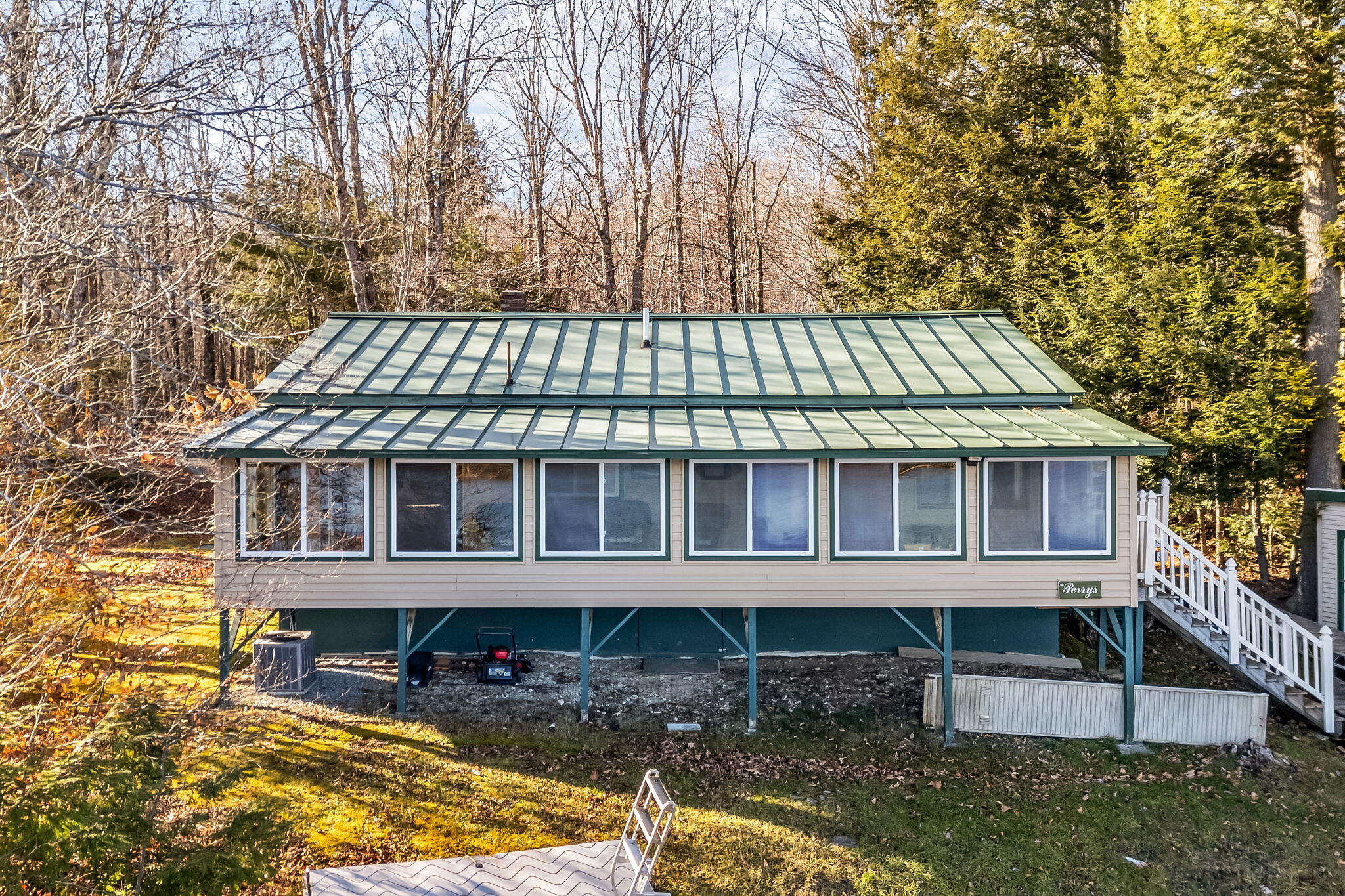 main property photo 13