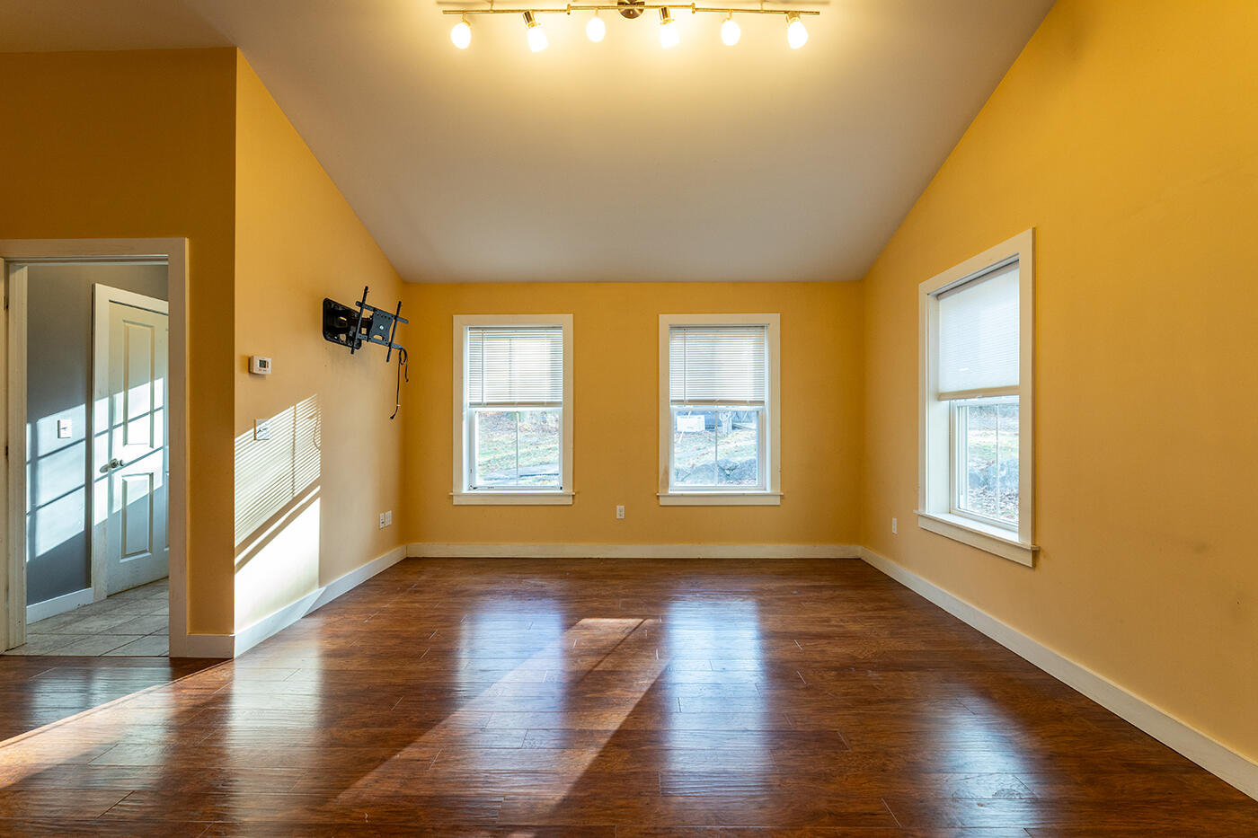 property viewer photo 8