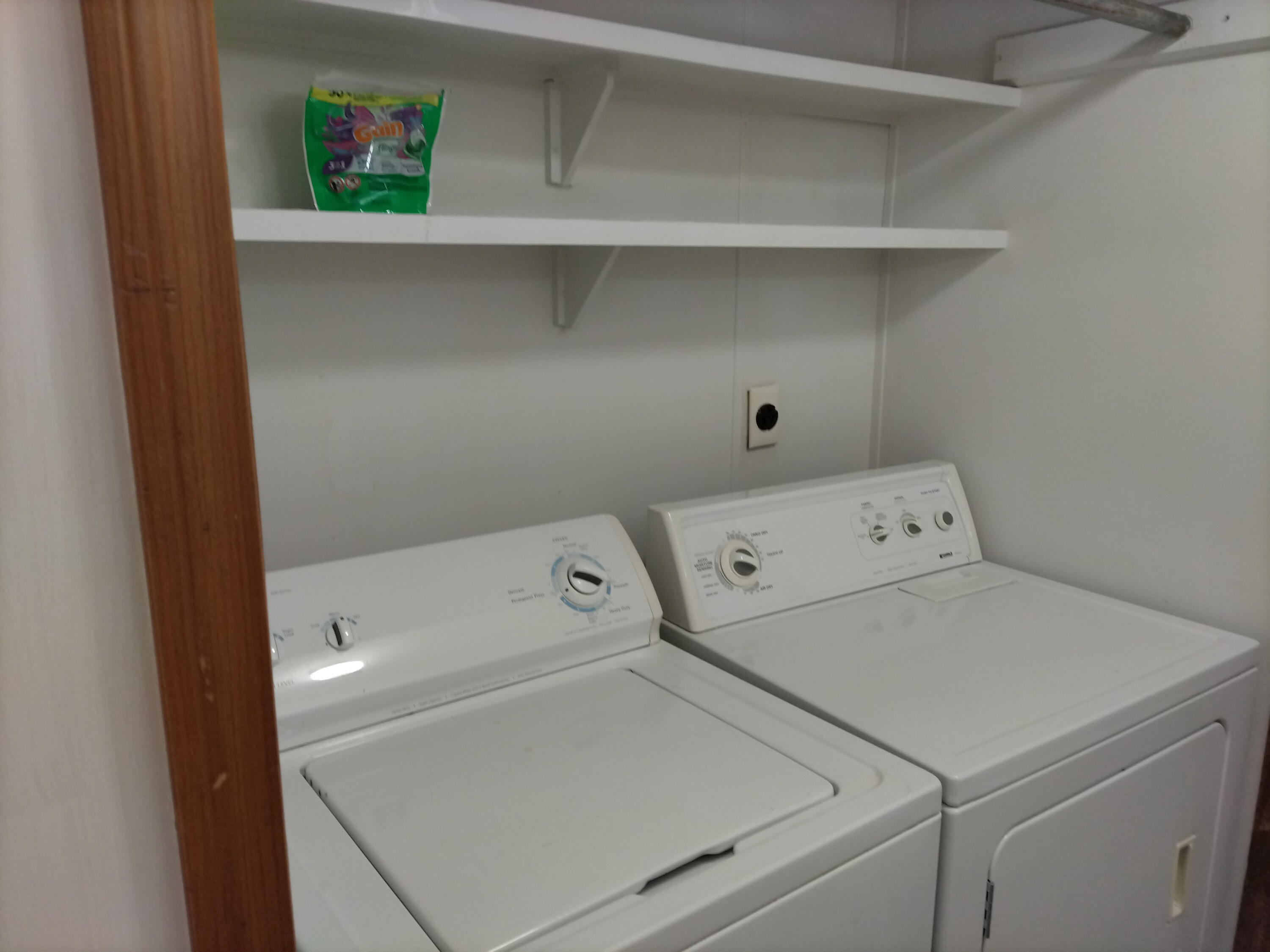property viewer photo 16