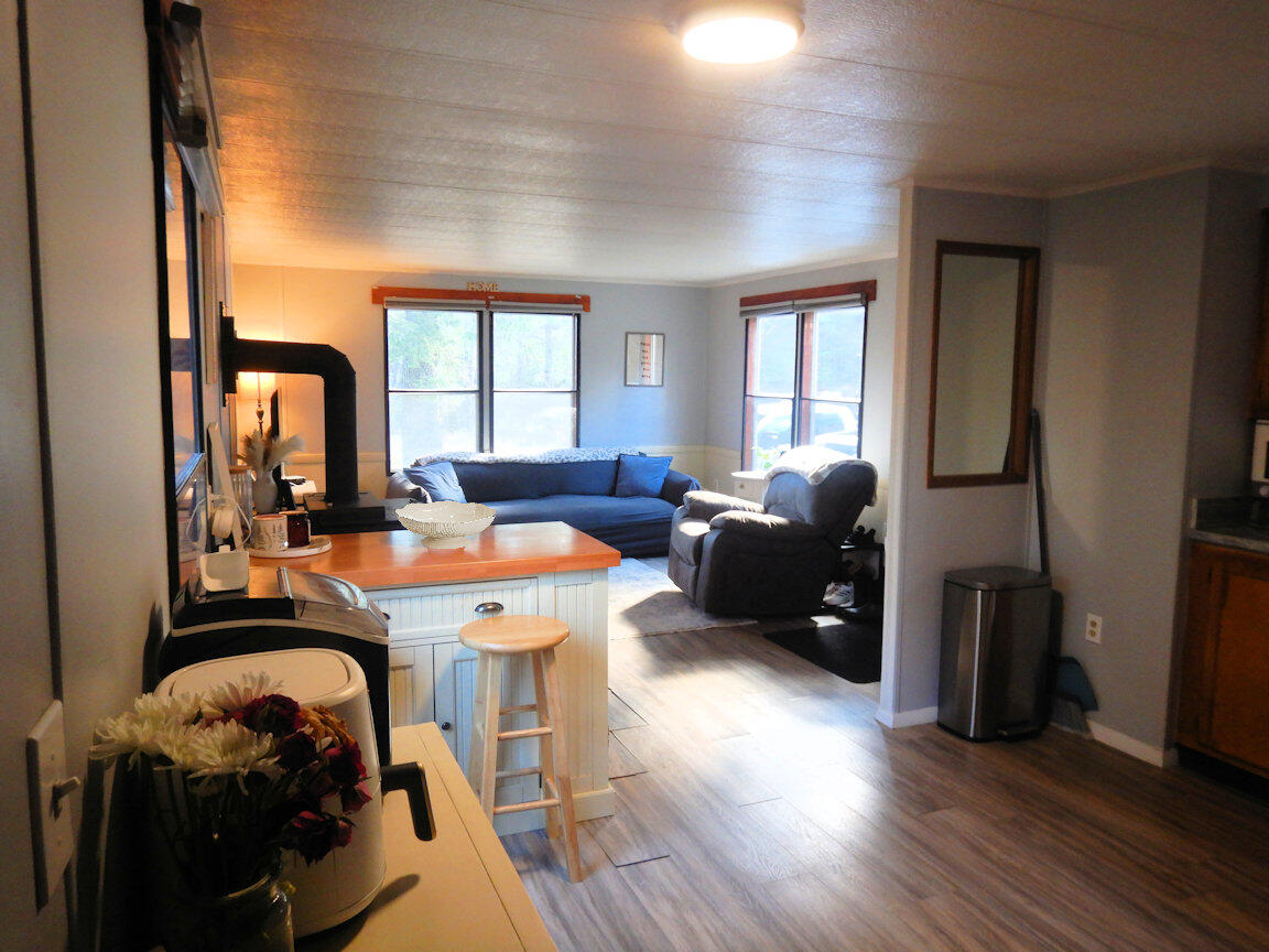 property viewer photo 6