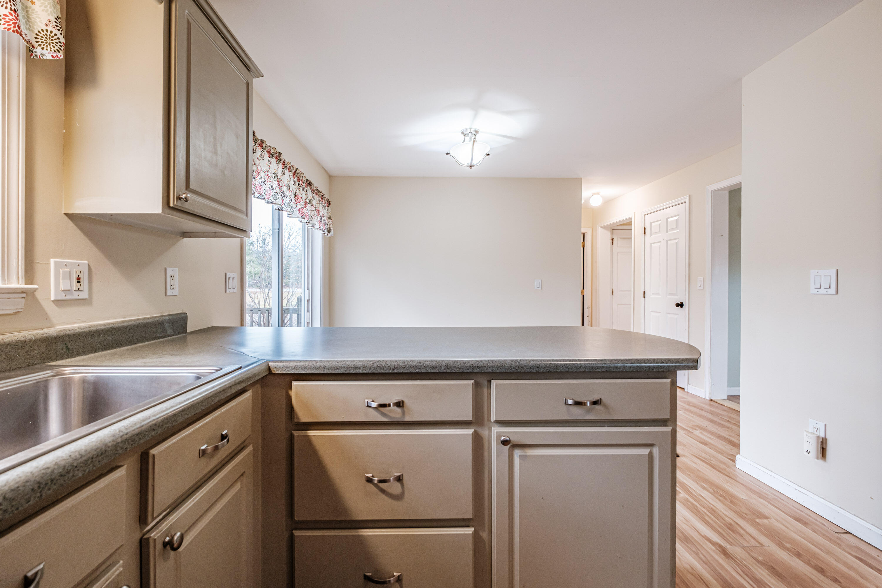 property viewer photo 17