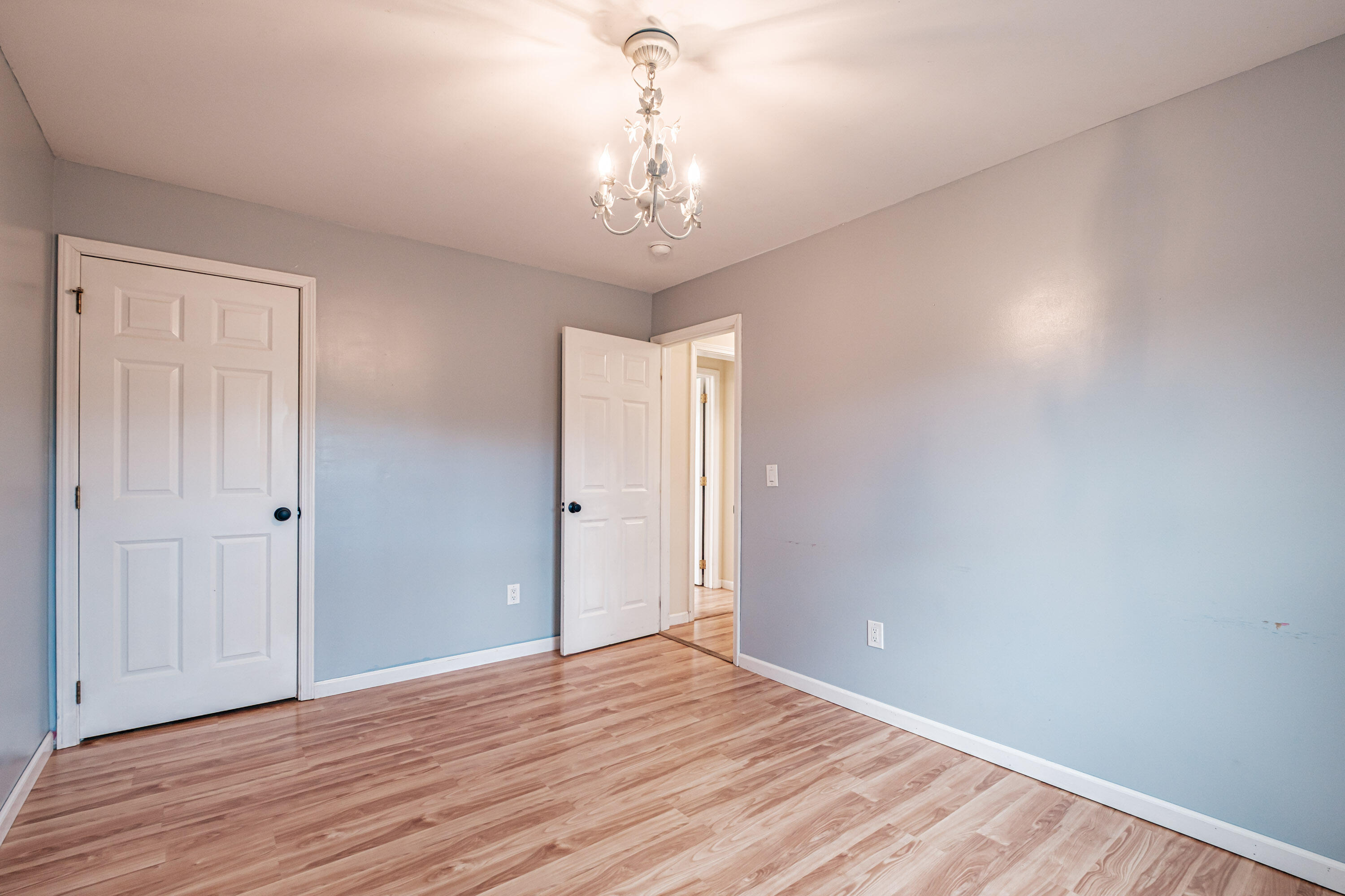 property viewer photo 24