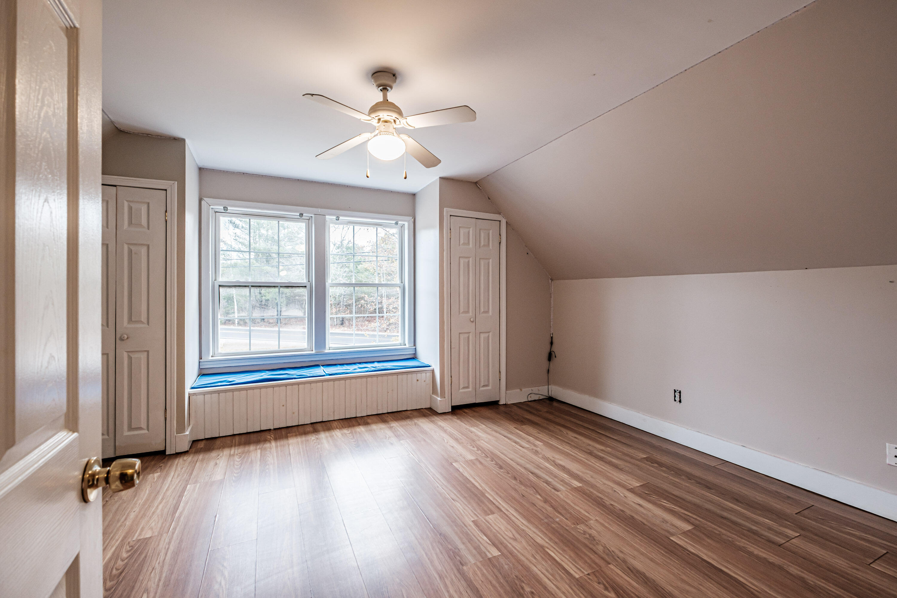 property viewer photo 35