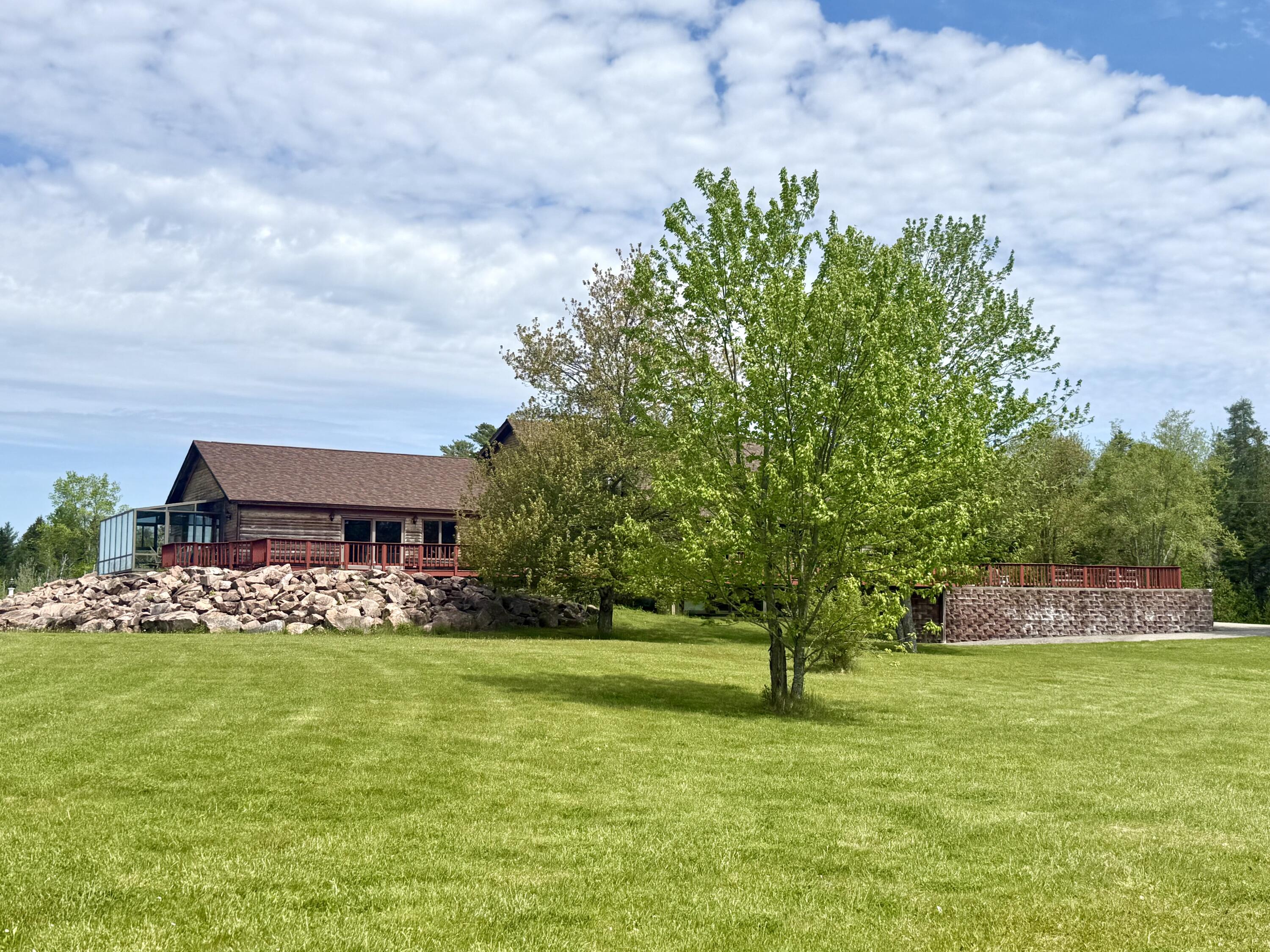 main property photo 19