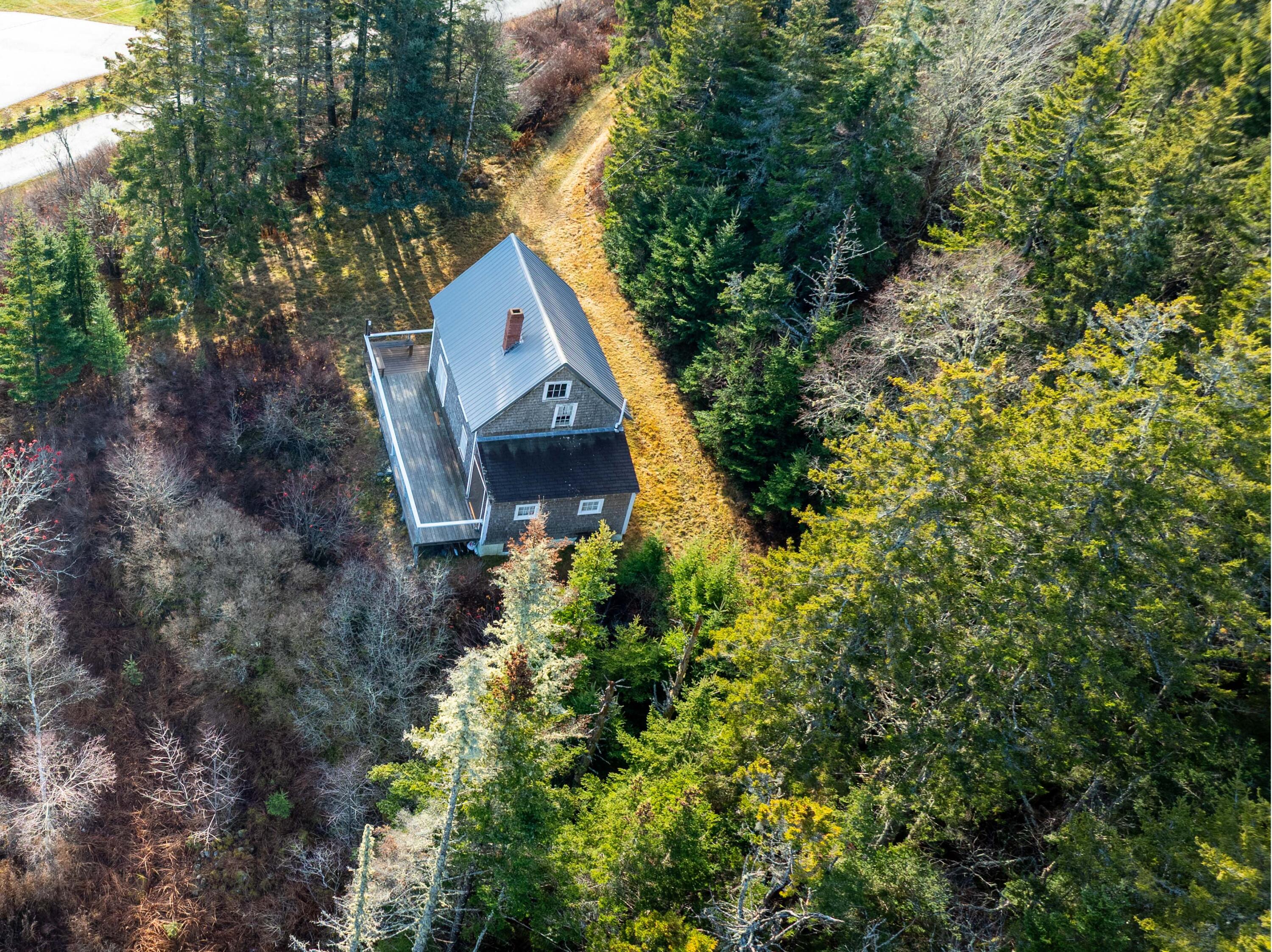 main property photo 14