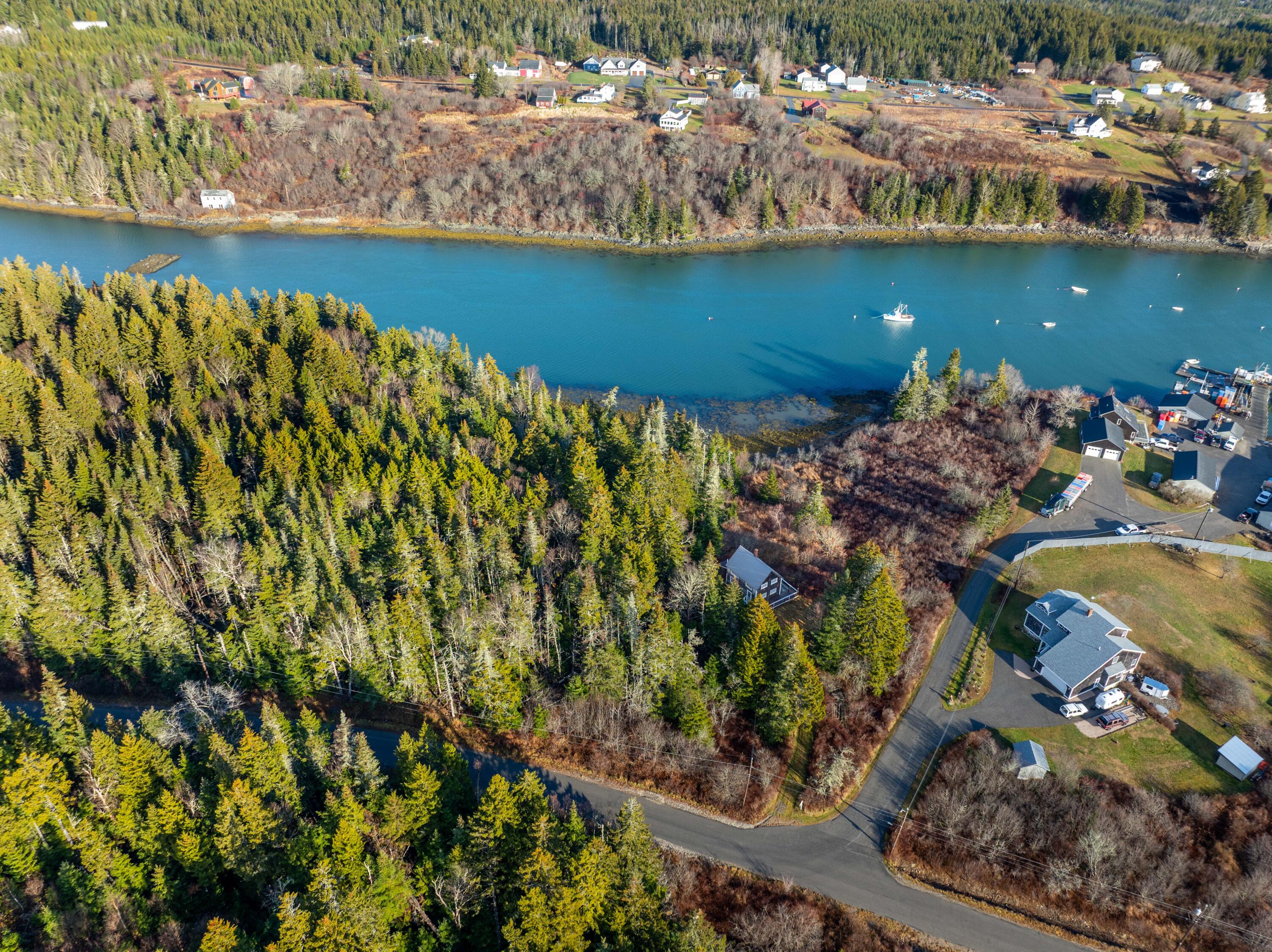 main property photo 19