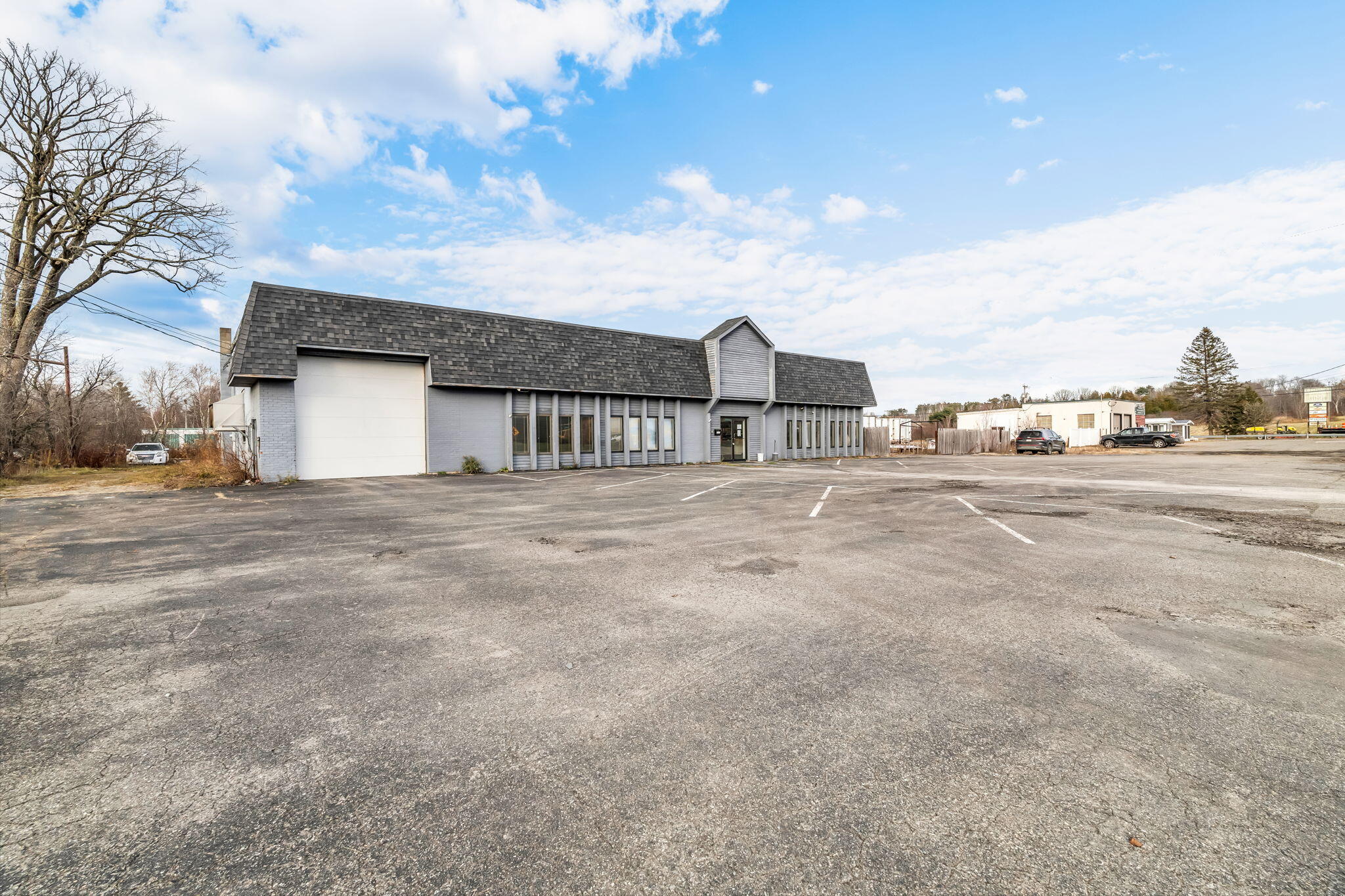 main property photo 38