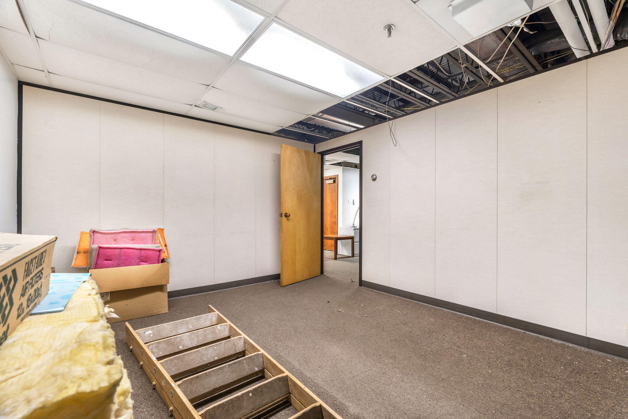 main property photo 64