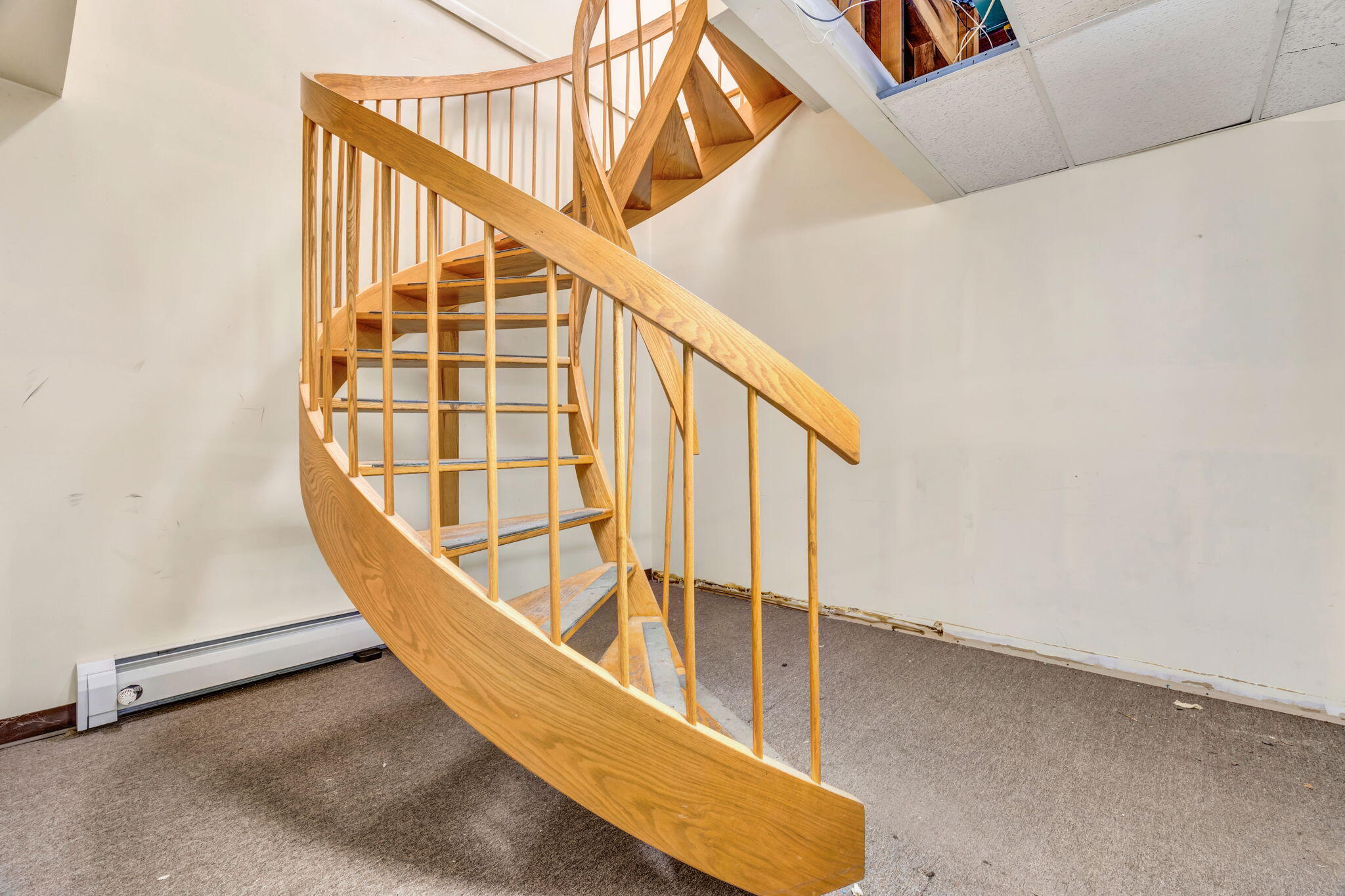 main property photo 70
