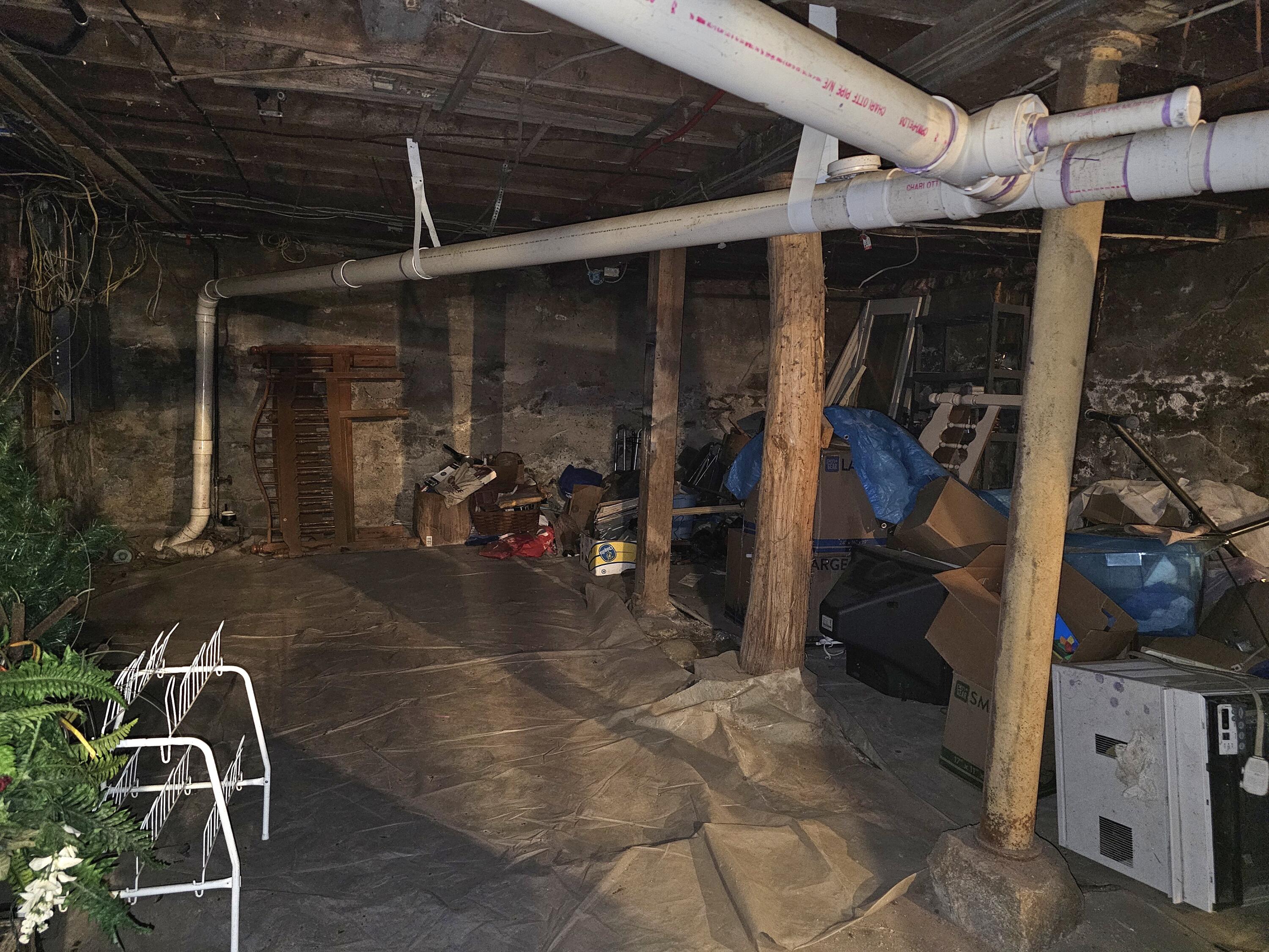 main property photo 24