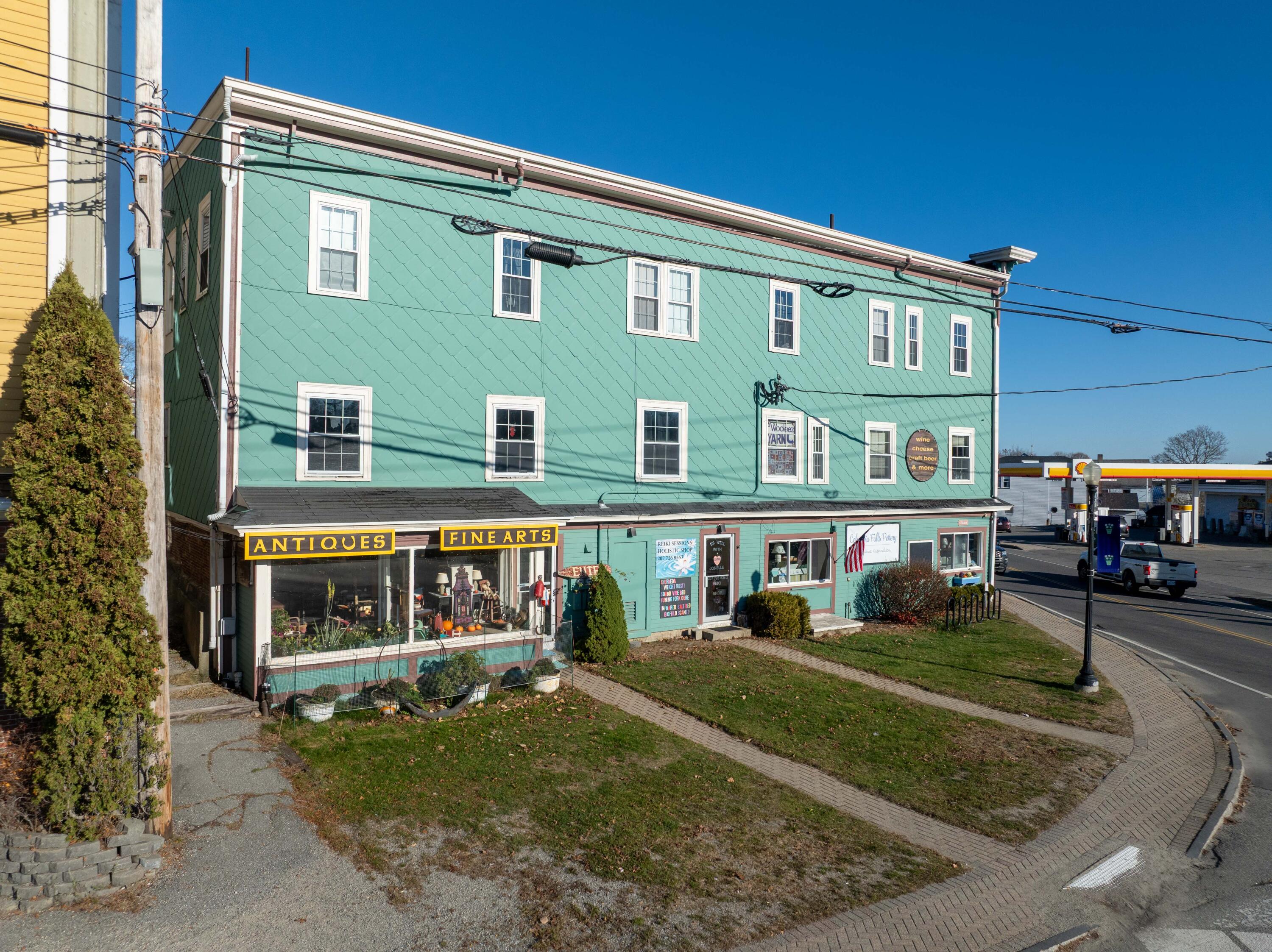 main property photo 2