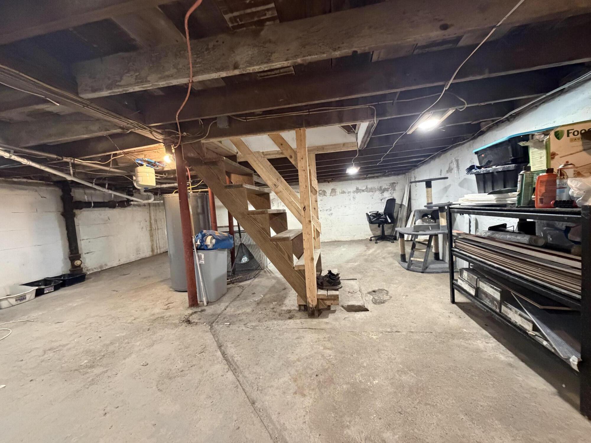 main property photo 14