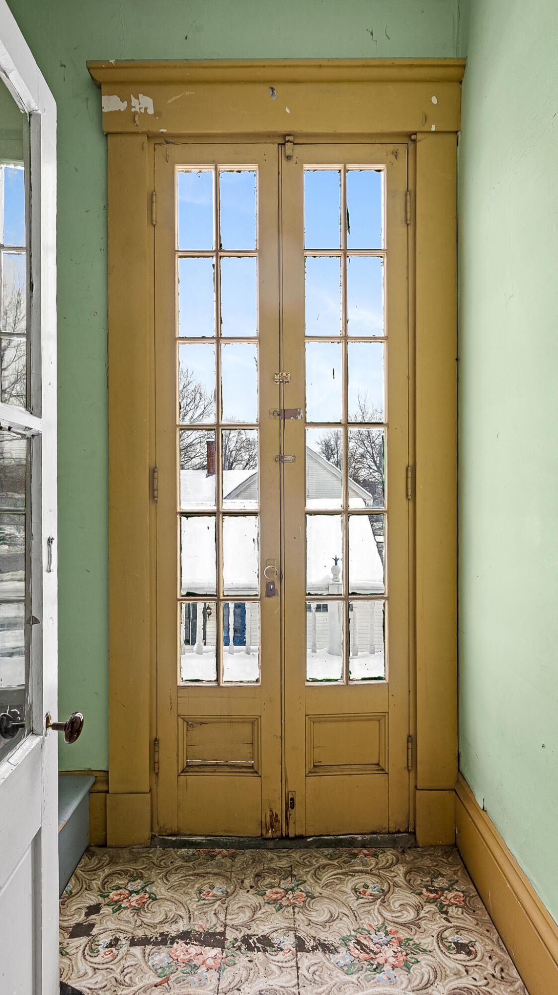 main property photo 42