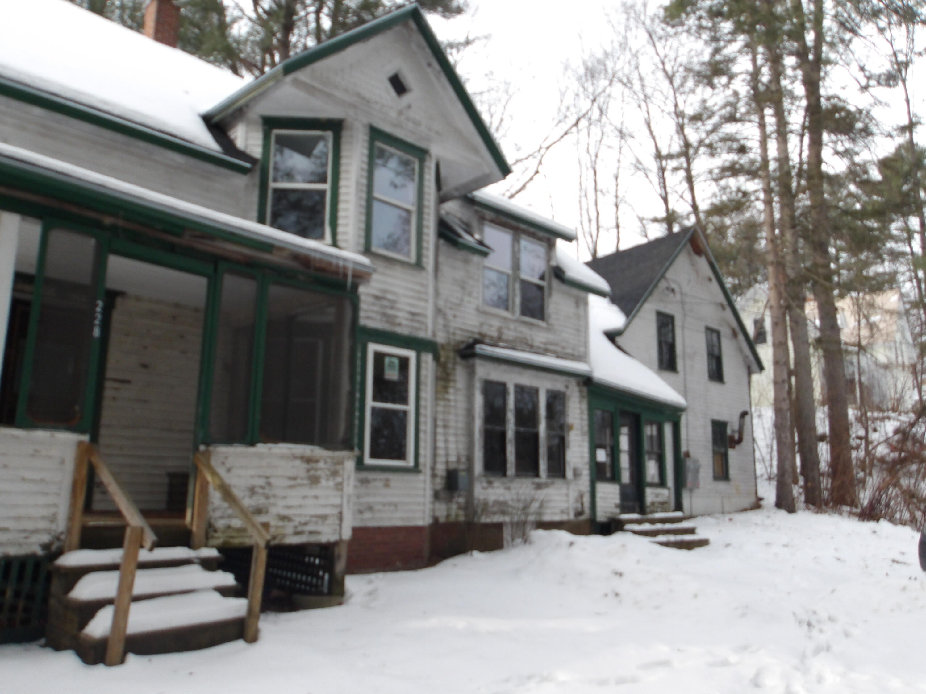 property viewer photo 2