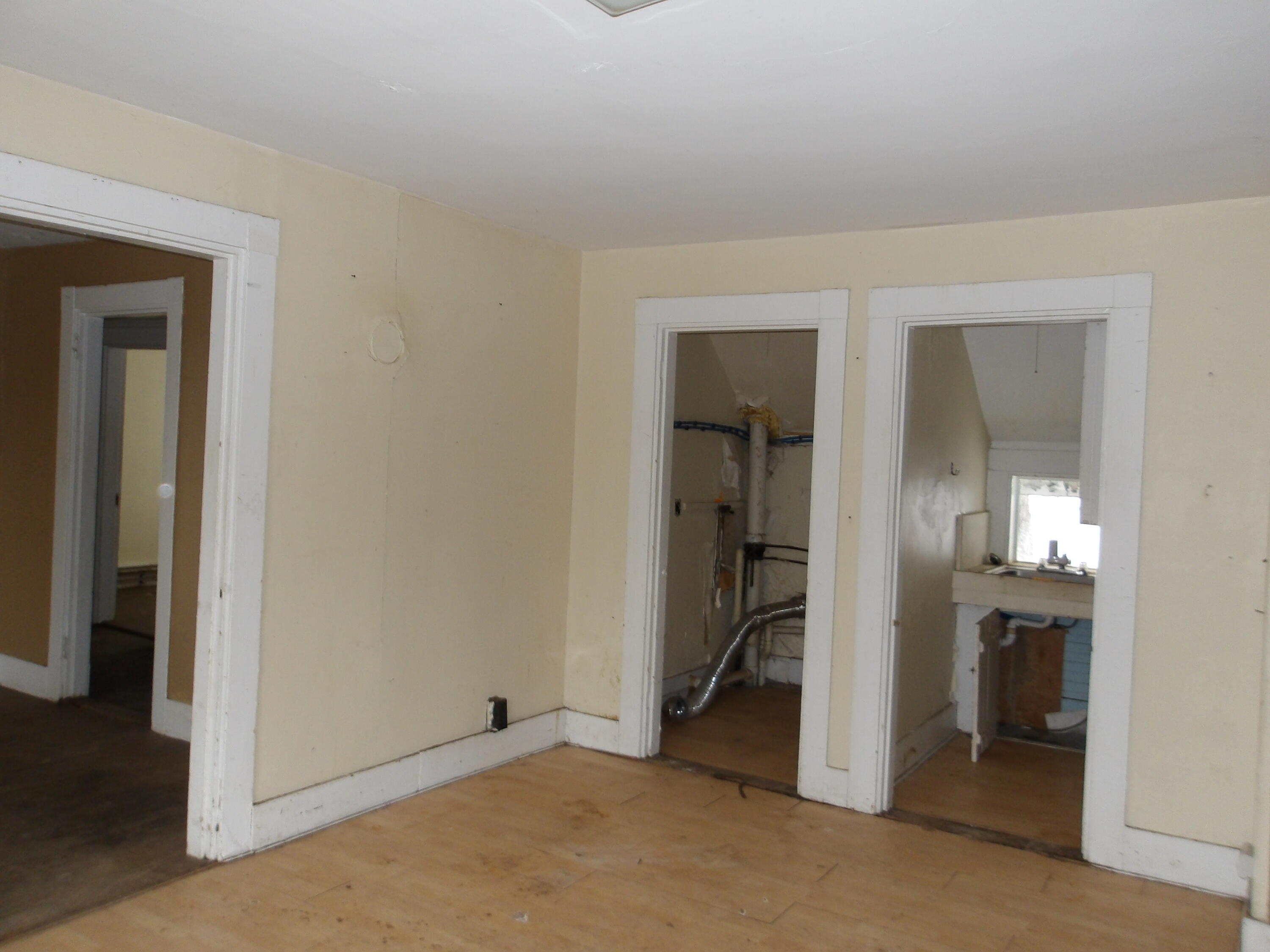 property viewer photo 42