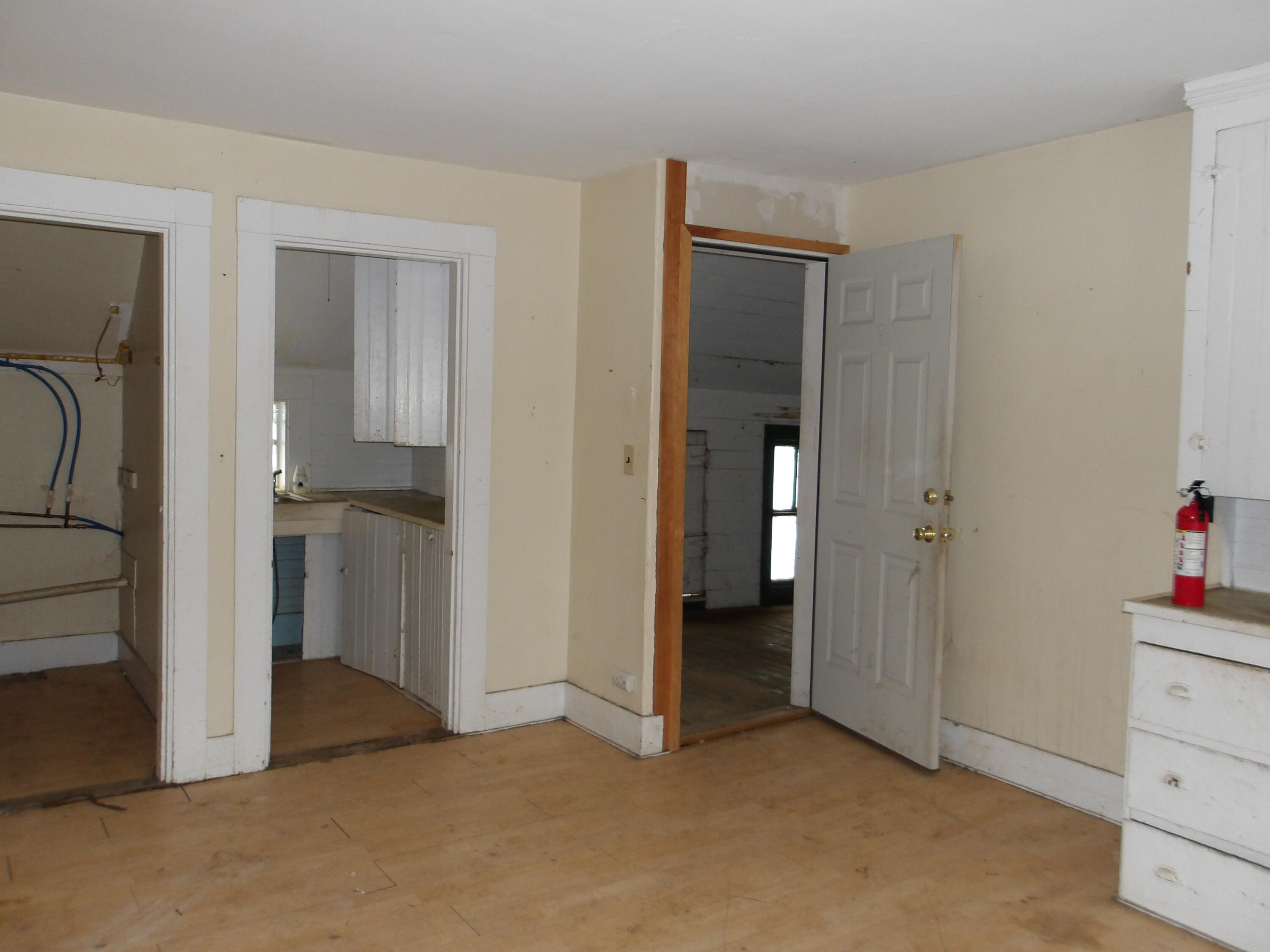 property viewer photo 43