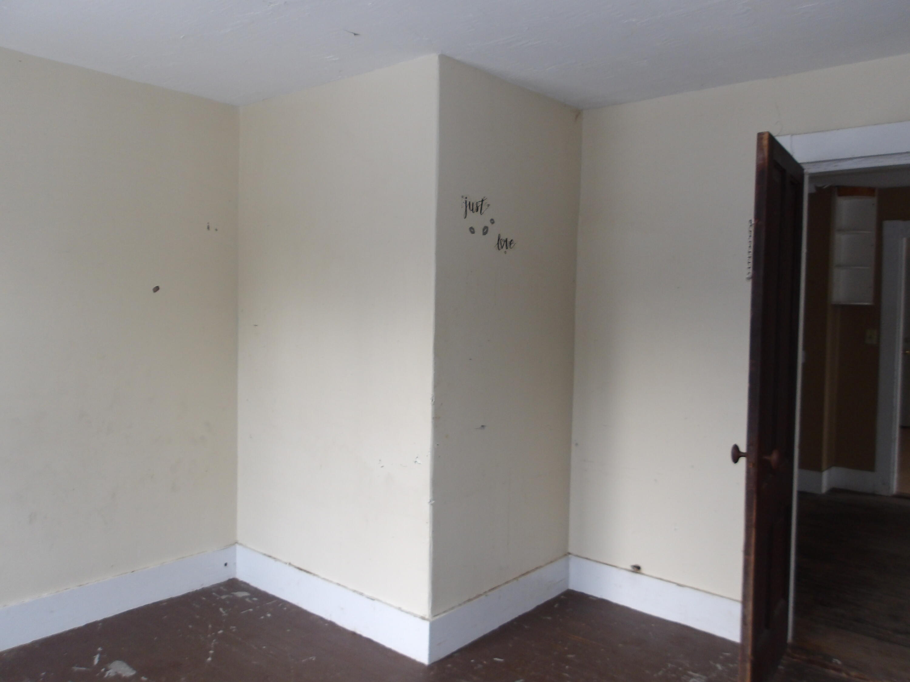 property viewer photo 53