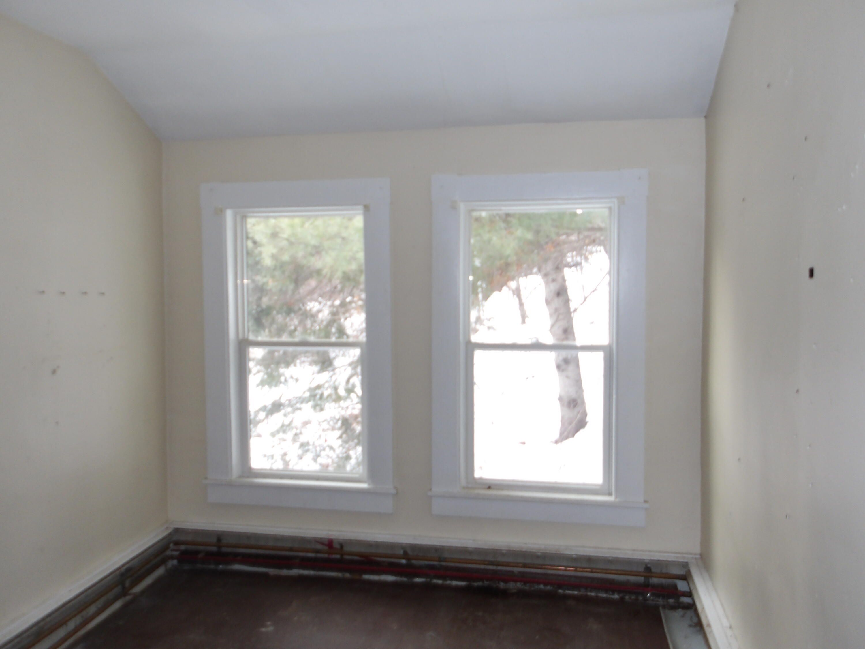 property viewer photo 57
