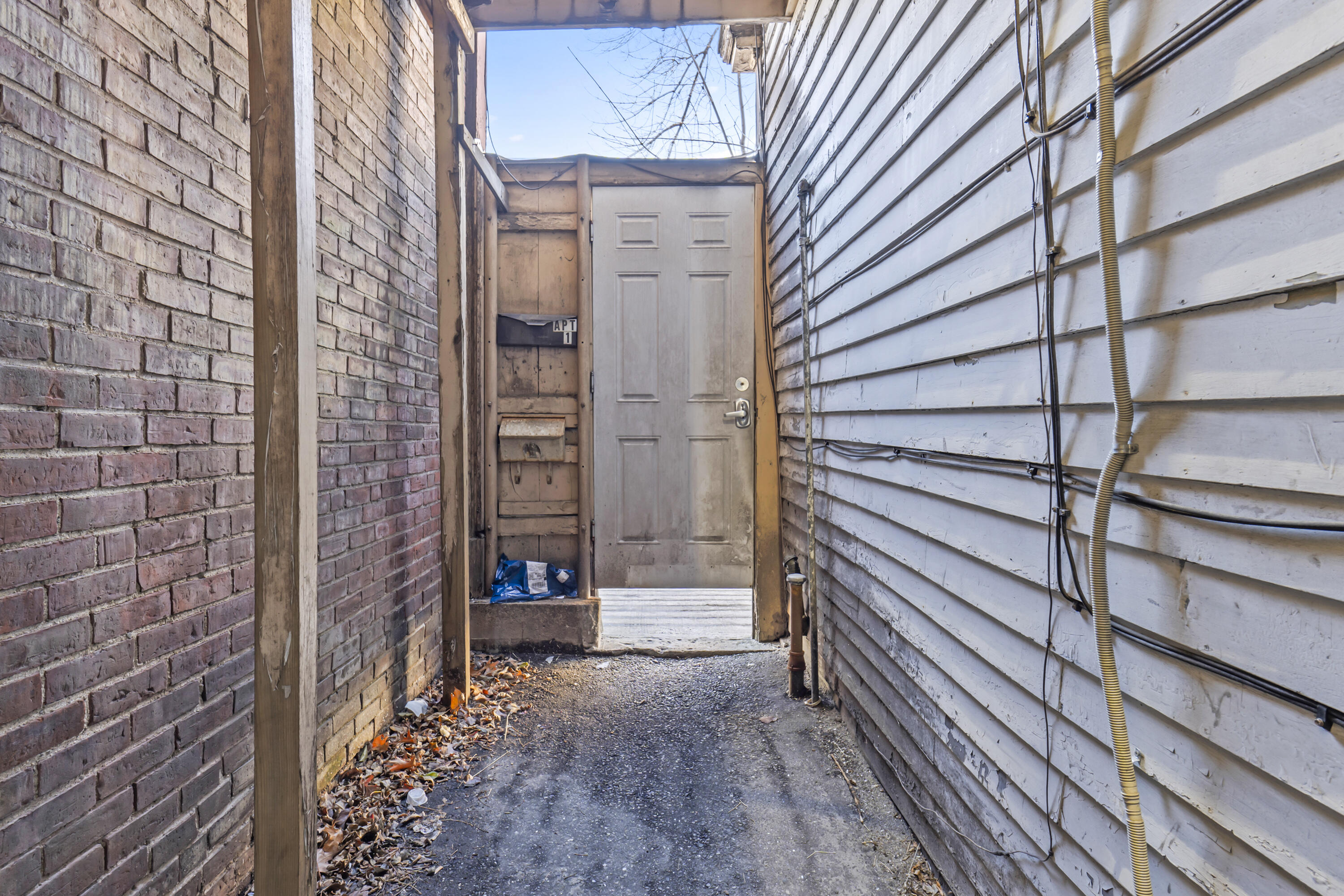 main property photo 66