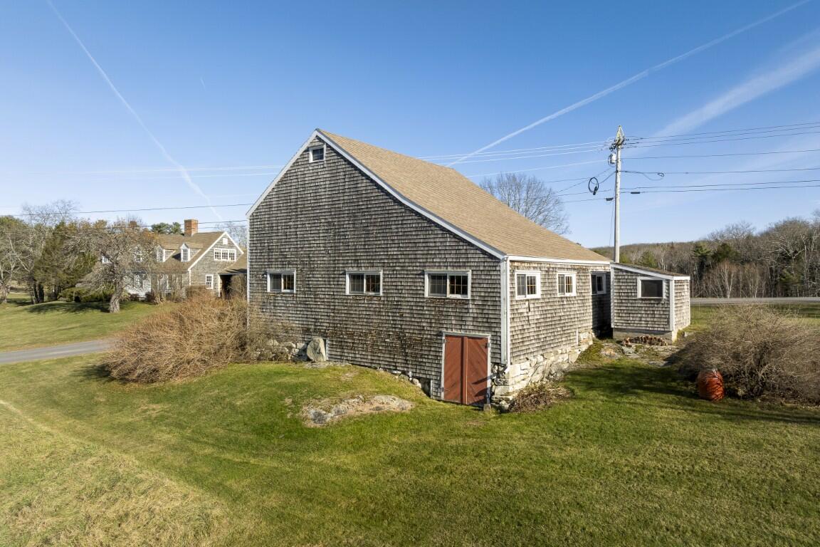 main property photo 70