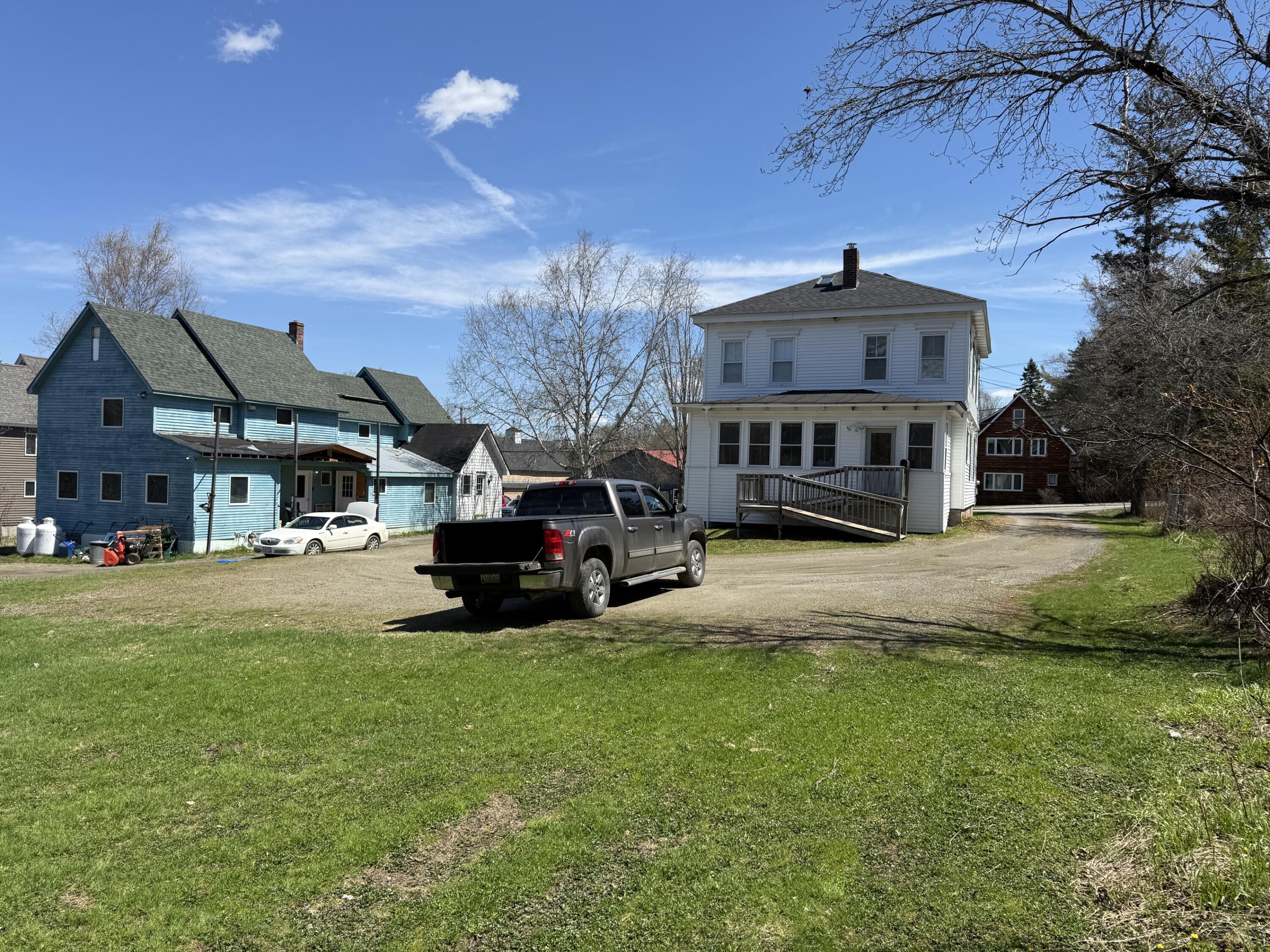main property photo 8