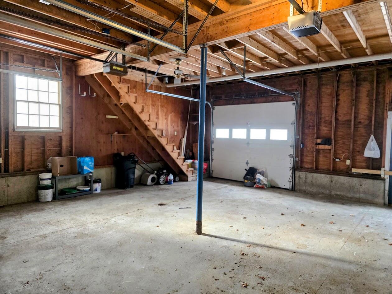 main property photo 38