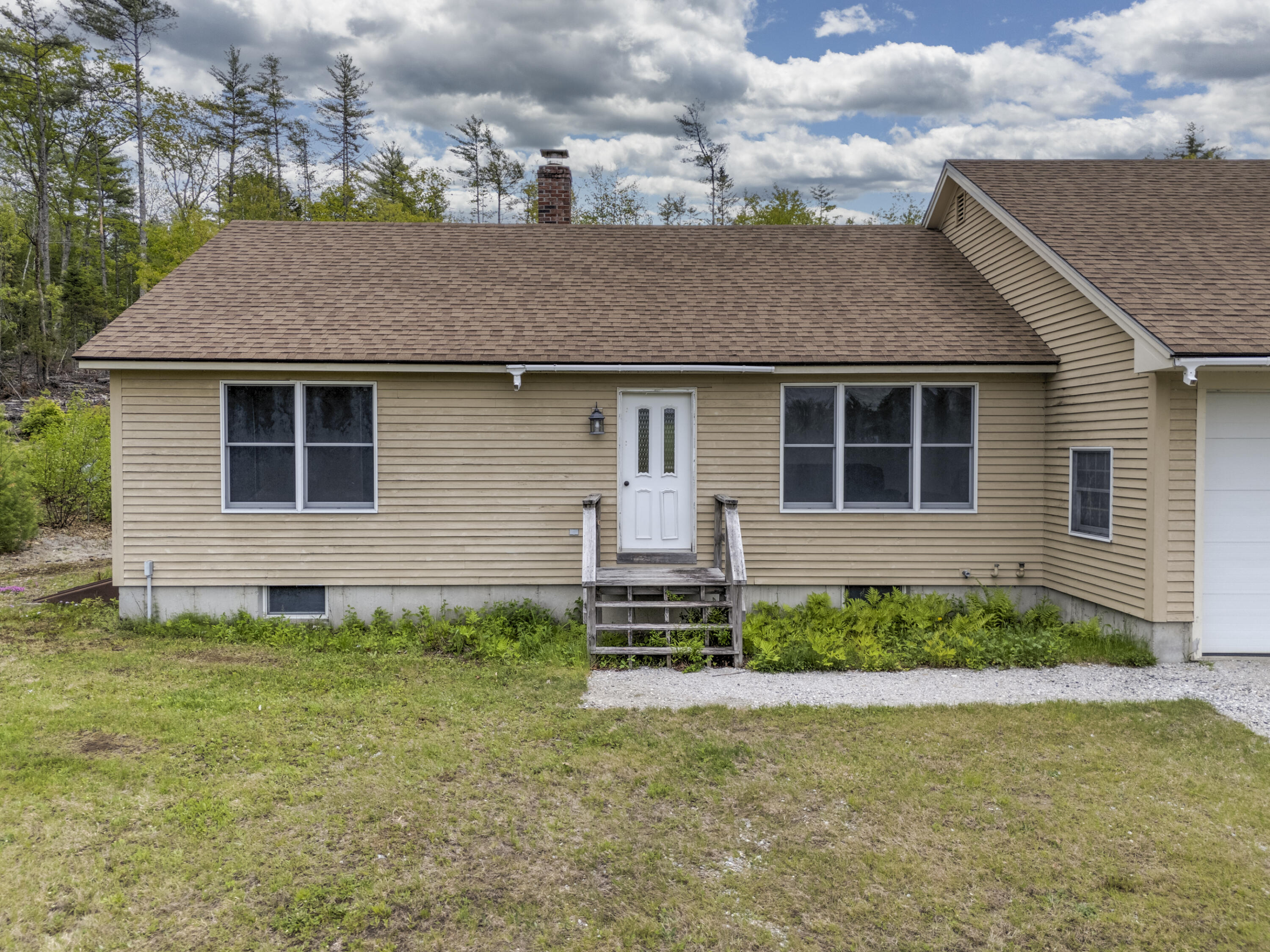 main property photo 78