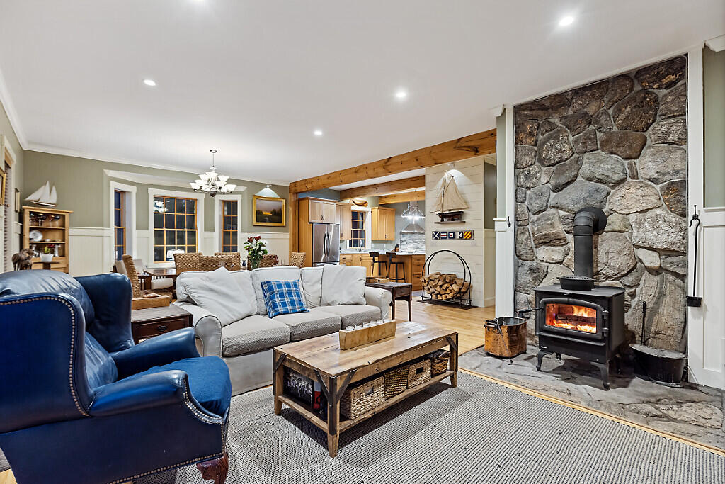 property viewer photo 17