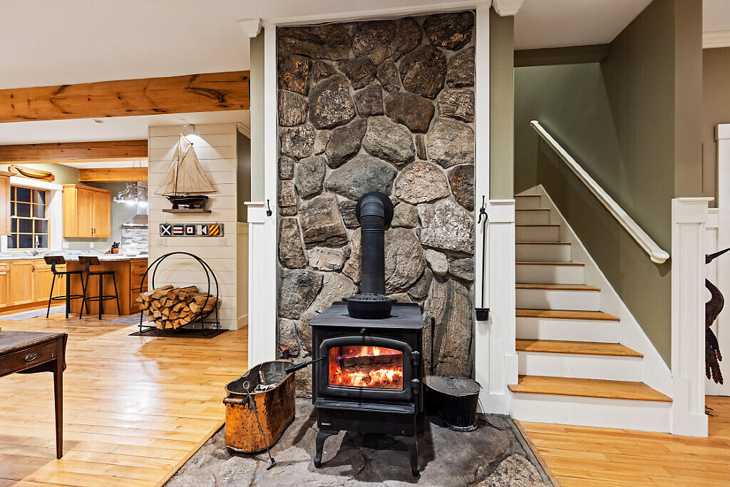 property viewer photo 18