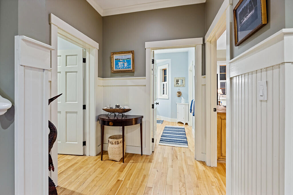 property viewer photo 19