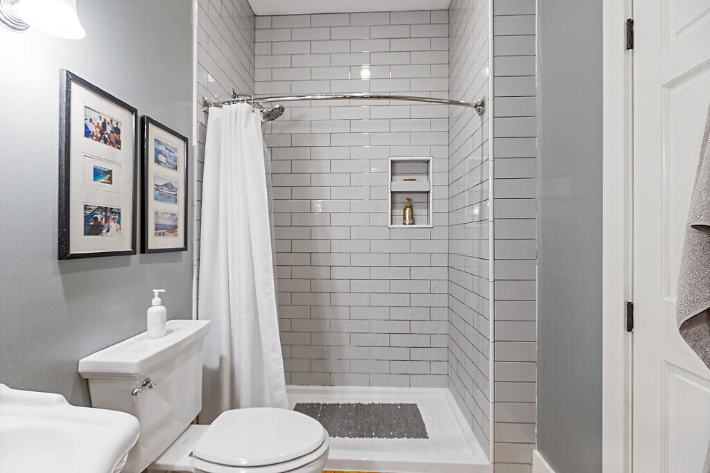property viewer photo 28