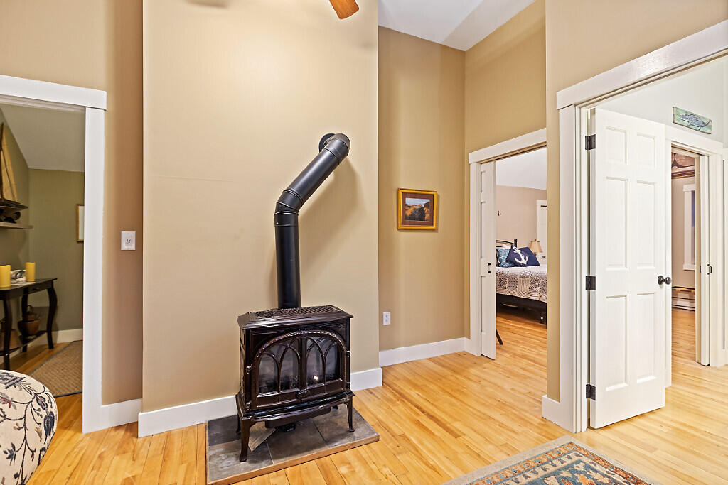 property viewer photo 46