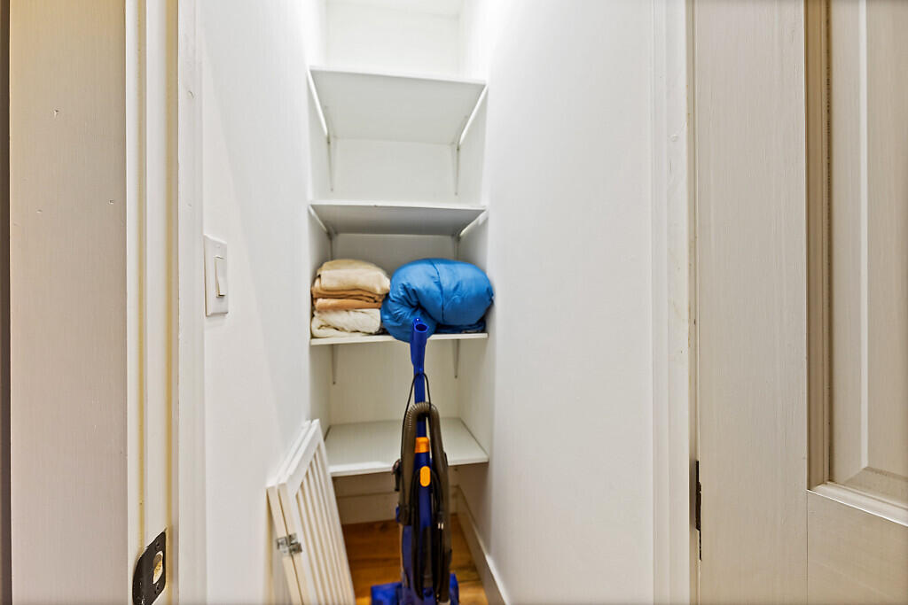 property viewer photo 49
